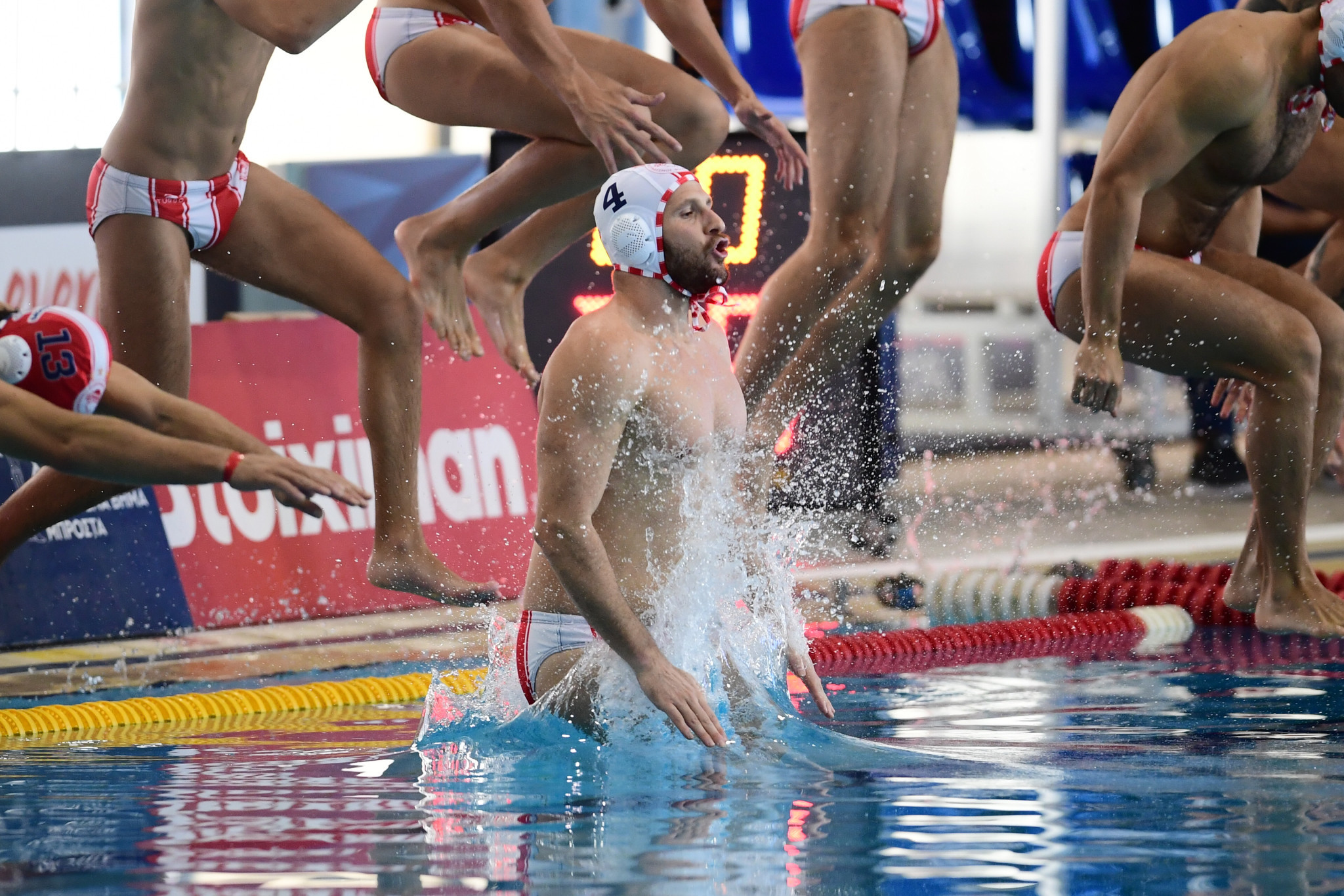 Που και πότε θα δείτε το κρίσιμο ματς του Ολυμπιακού με την Μλάντοστ για το Champions League