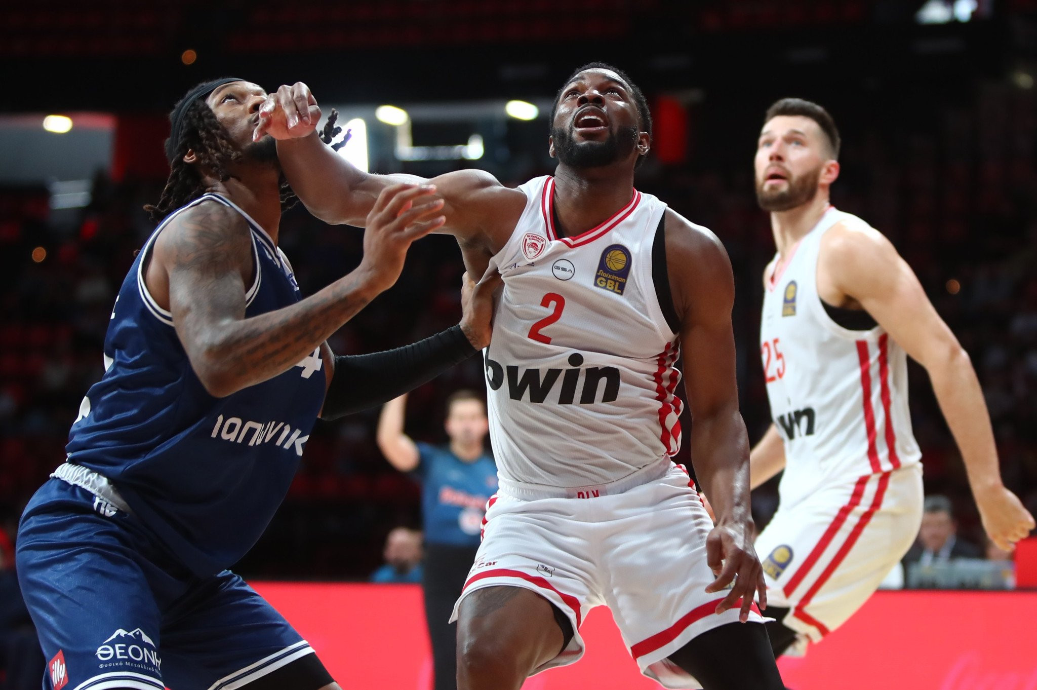 Οι καλύτερες στιγμές από την επιστροφή του Έβανς και το παιχνίδι του Ολυμπιακού με την Καρδίτσα (video)