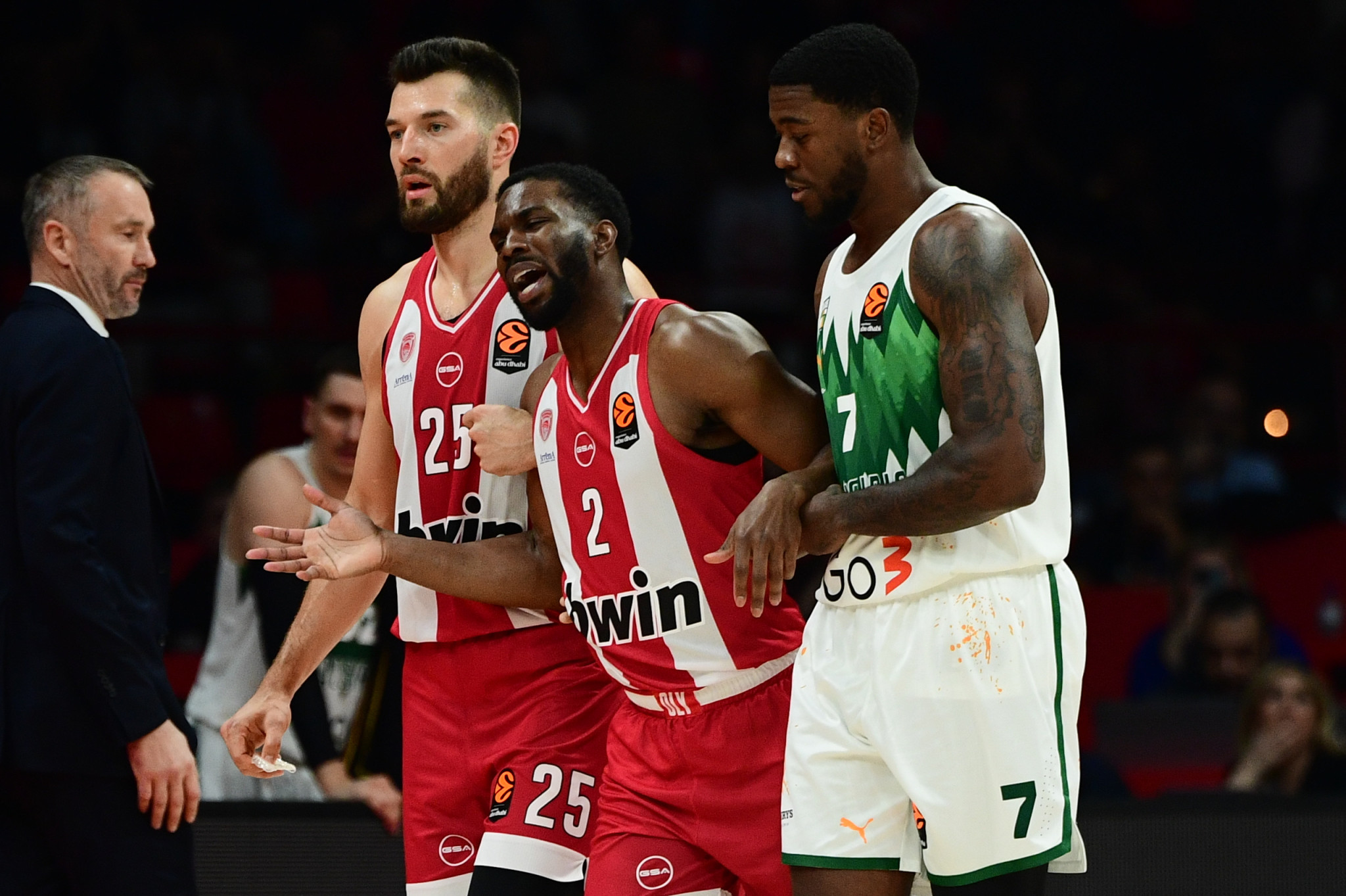 Euroleague by Night: Η επόμενη μέρα μετά τον τραυματισμό του Έβανς - Τι ψάχνει στην αγορά ο Ολυμπιακός (video)