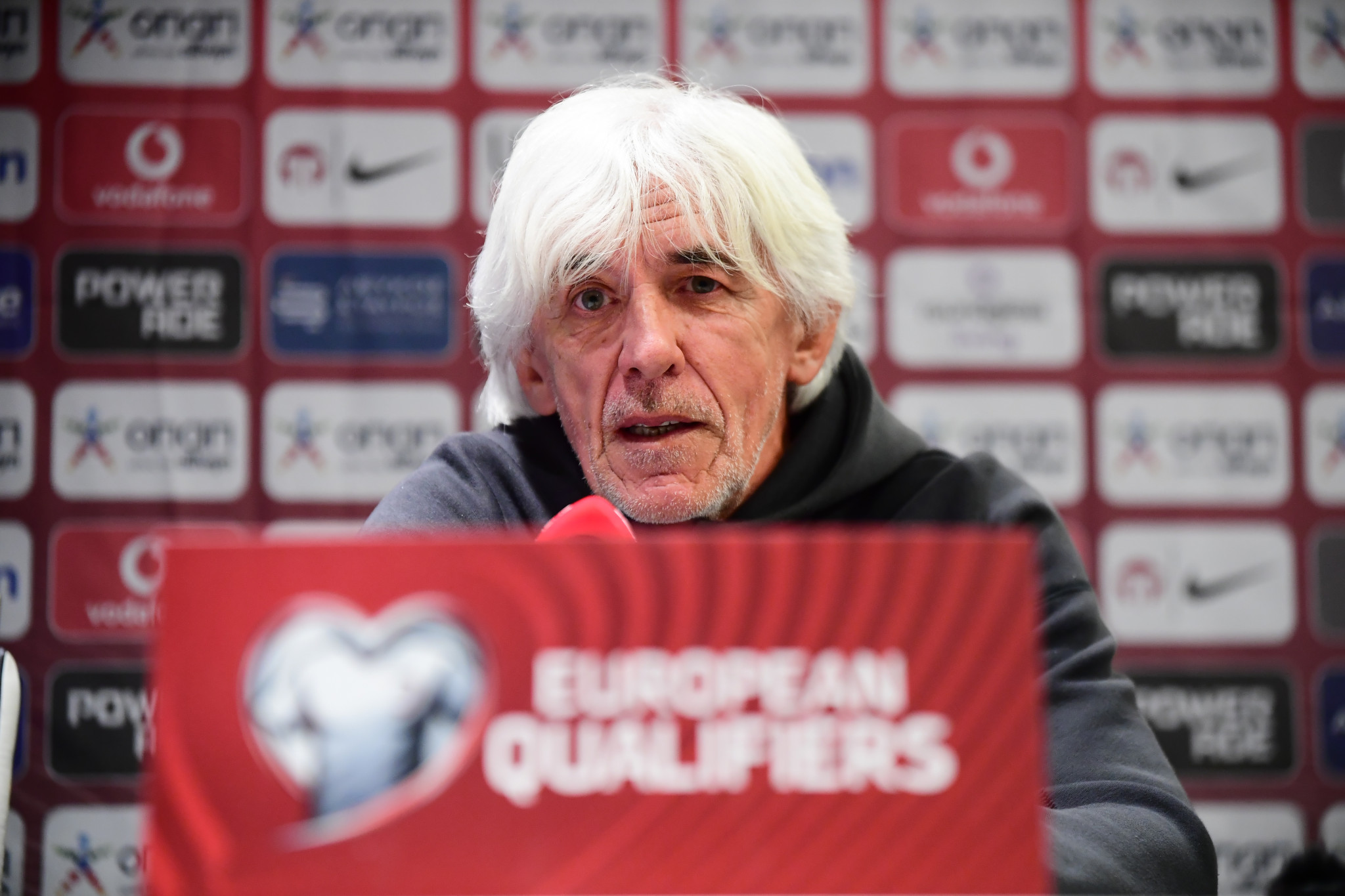 Live Streaming η συνέντευξη Τύπου του Ιβάν Γιοβάνοβιτς ενόψει του Λευκορωσία - Ελλάδα