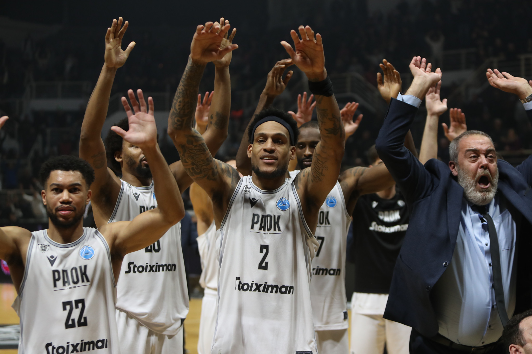 Με ήρωα Μουρ ο ΠΑΟΚ πήρε τη νίκη-πρωτιά στο θρίλερ με την Μπράουνσβαϊγκ