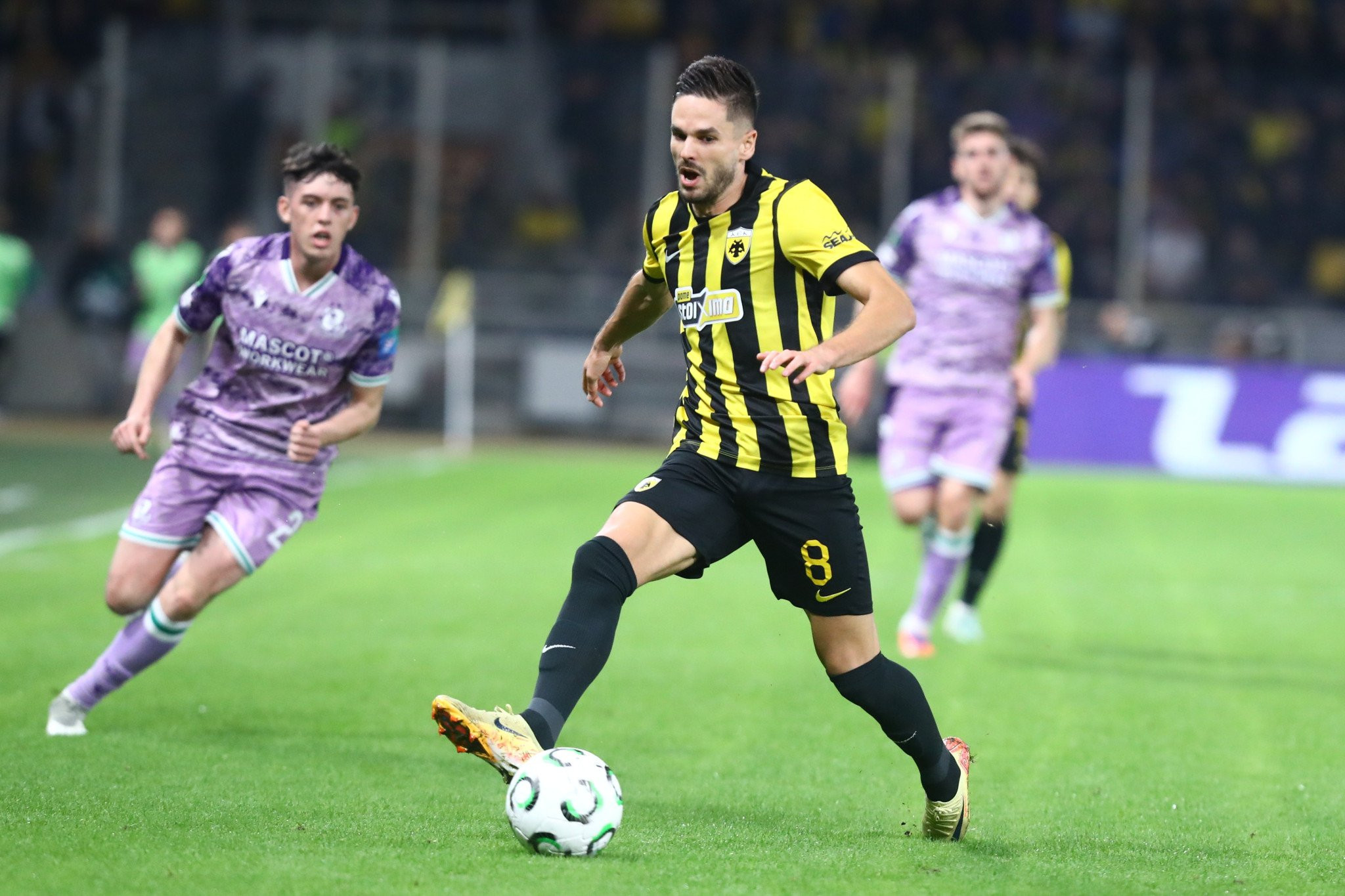 Καλό σουτ του Γκατσίνοβιτς, λίγο άουτ (video)