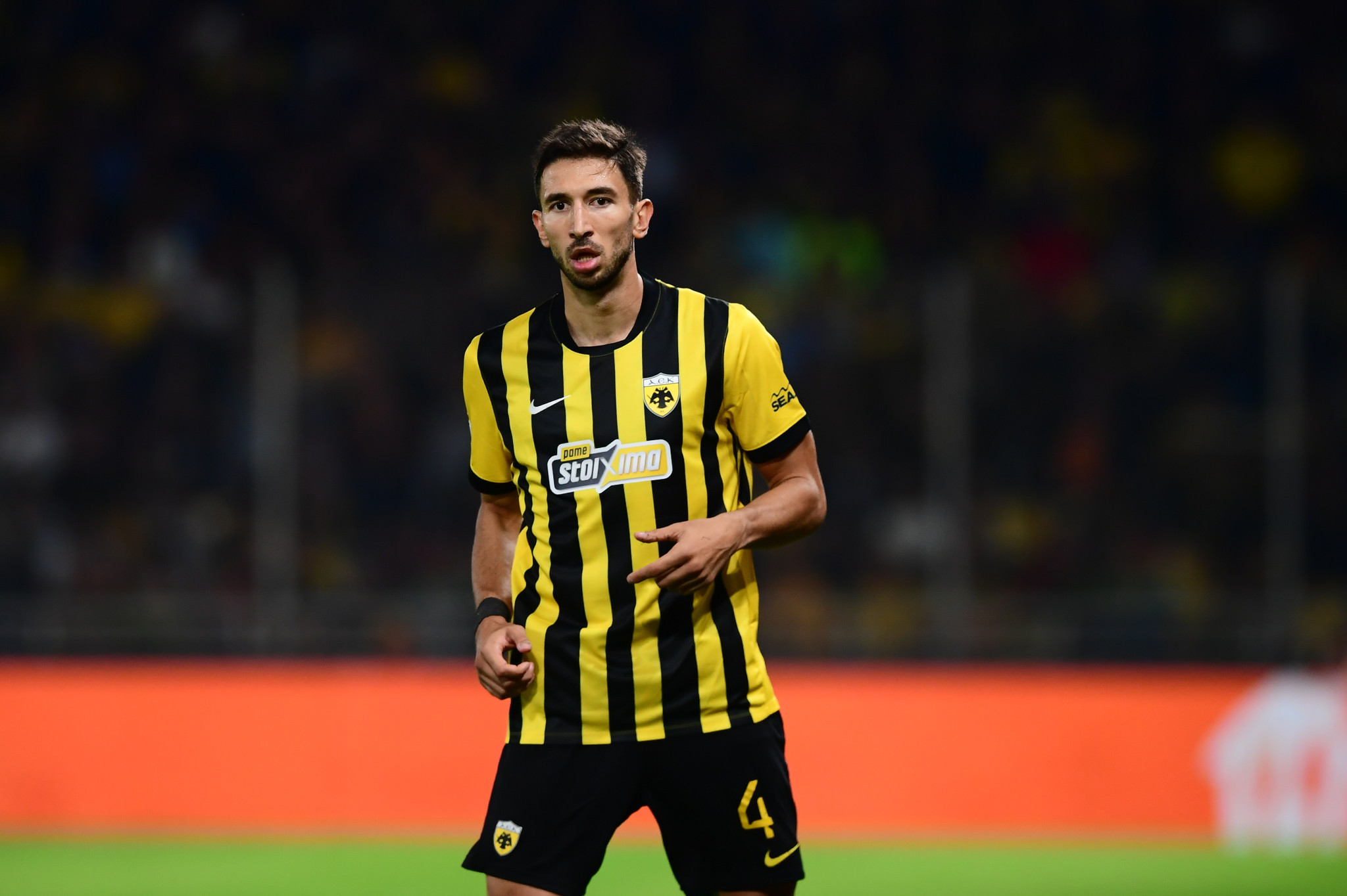 Γκρούγιτς: «Φανταστική ομάδα η ΑΕΚ, θα φέρουμε χαρά στους οπαδούς» (video)