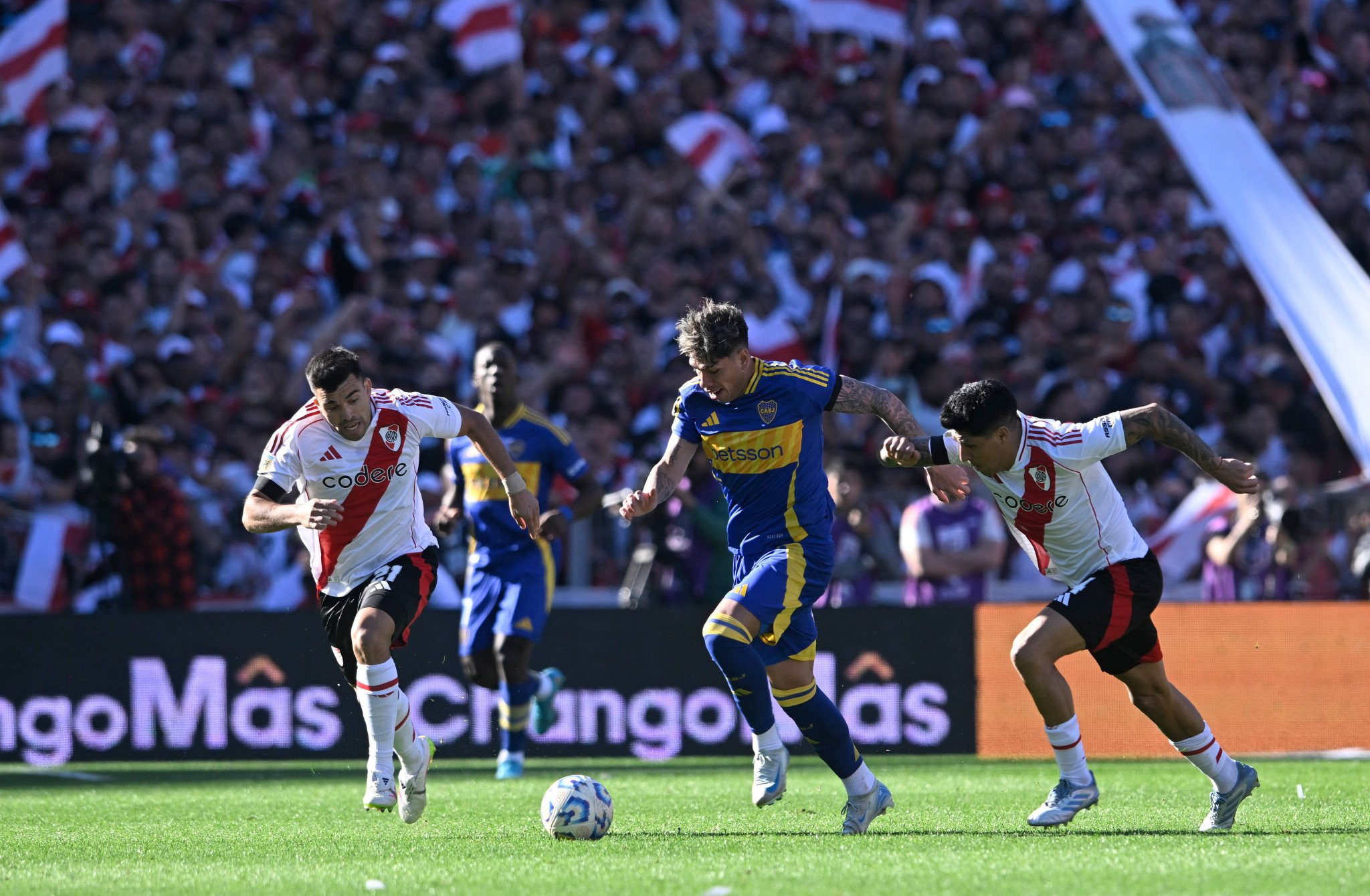 Ζωντανά κι αποκλειστικά από ACTION24 και Athletiko το μεγάλο ντέρμπι Μπόκα Τζούνιορς-Ρίβερ Πλέιτ