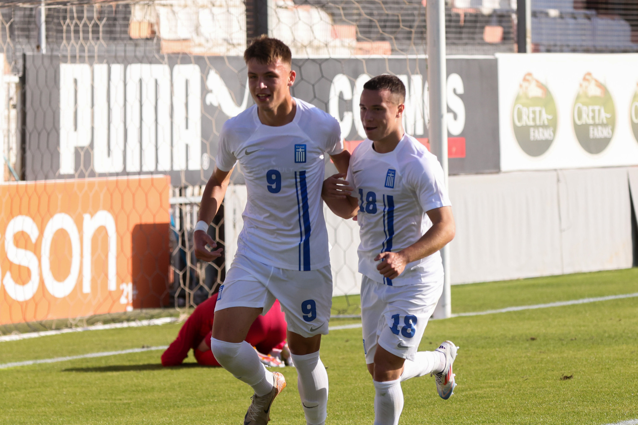 Η Εθνική Νέων διέλυσε το Λιχτενστάιν και είναι αγκαλιά με την πρόκριση στο Euro Κ19