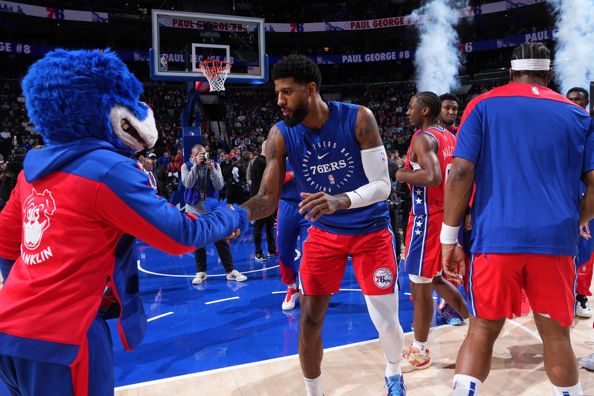 Ήρθε η ώρα του Πολ Τζορτζ: Κάνει ντεμπούτο στη σεζόν με τους Σίξερς κόντρα στην πρώην ομάδα του