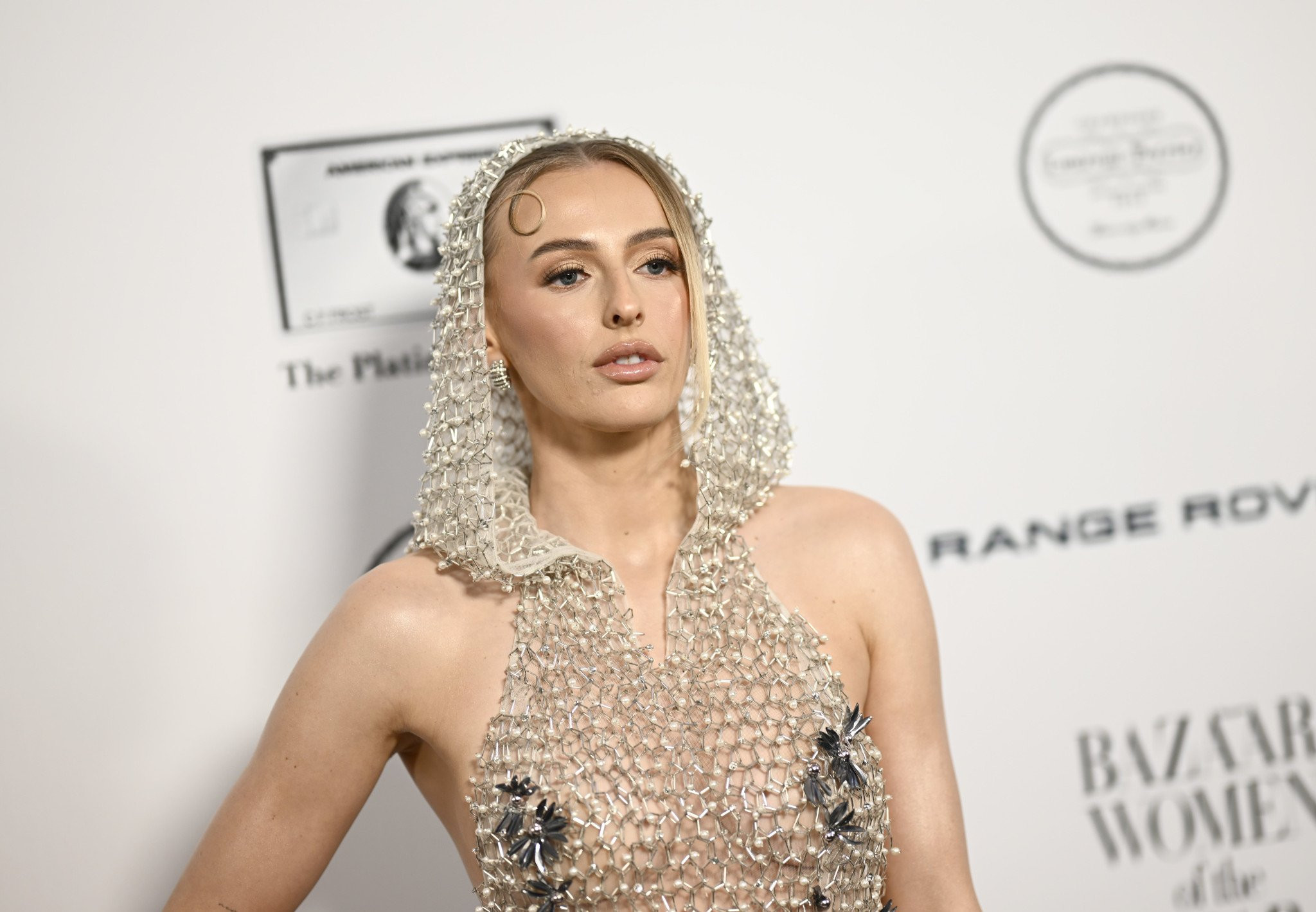 Η «Γυναίκα της Χρονιάς» παίζει ποδόσφαιρο στην Άρσεναλ και χαρίζει τίτλους στην Εθνική Αγγλίας