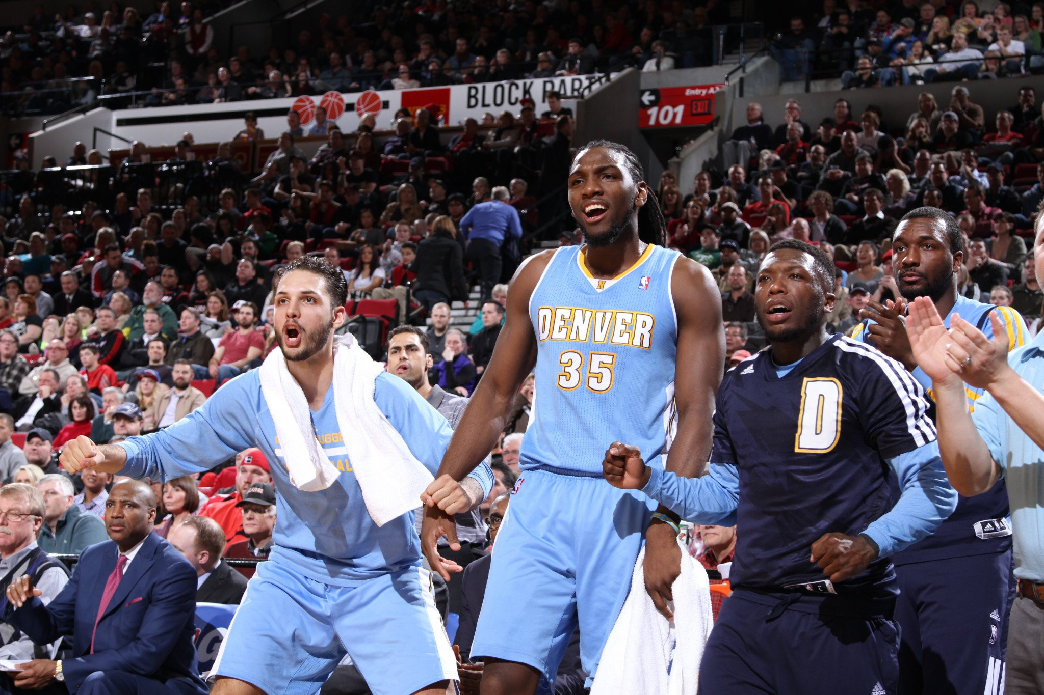 Ο Κένεθ Φαρίντ έχει υπάρξει συμπαίκτης με τρεις παίκτες του Ολυμπιακού