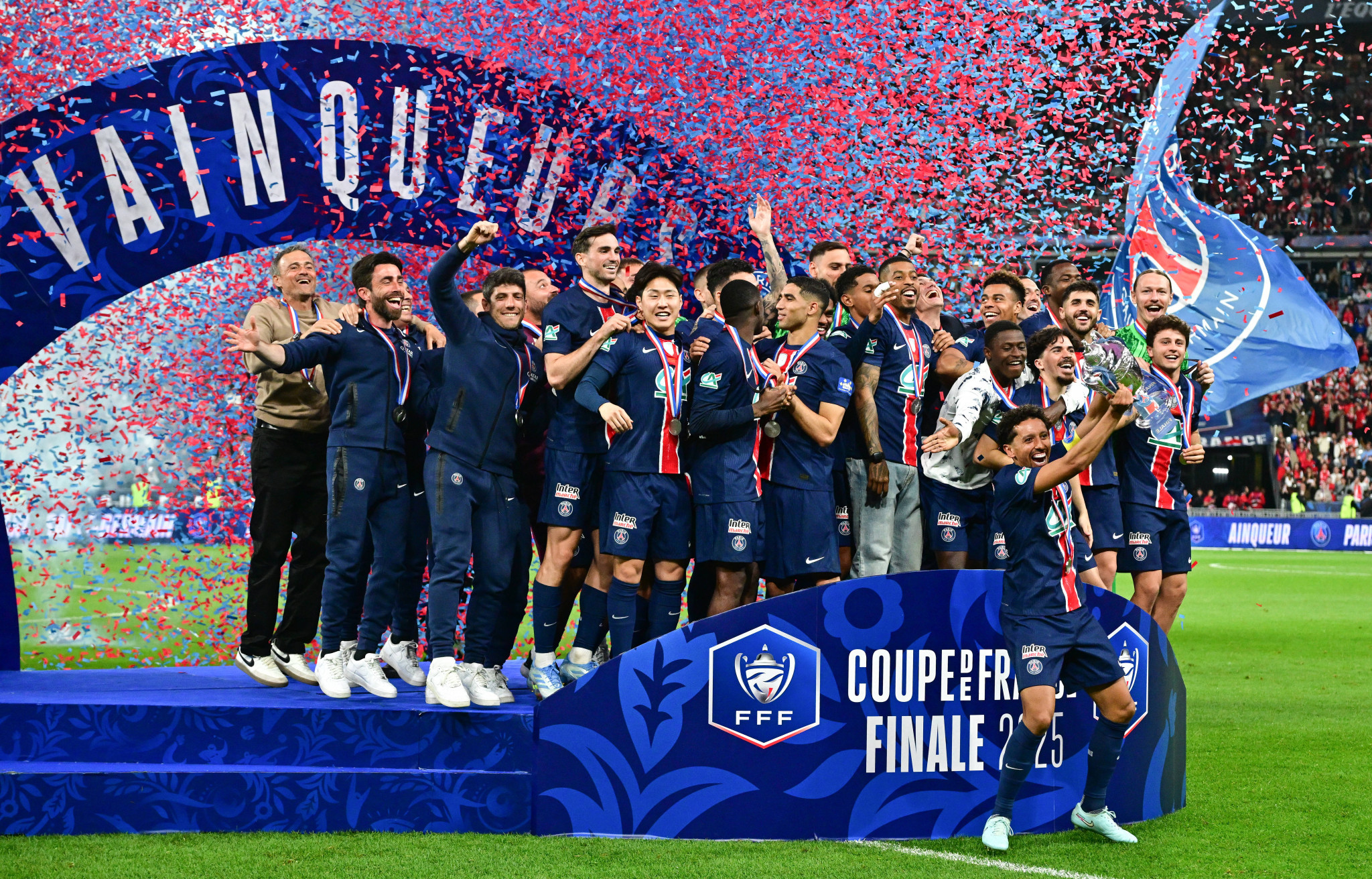 To πιο... τρελό κύπελλο στην Ευρώπη  γίνεται στη Γαλλία  με ομάδες από πέντε ηπείρους