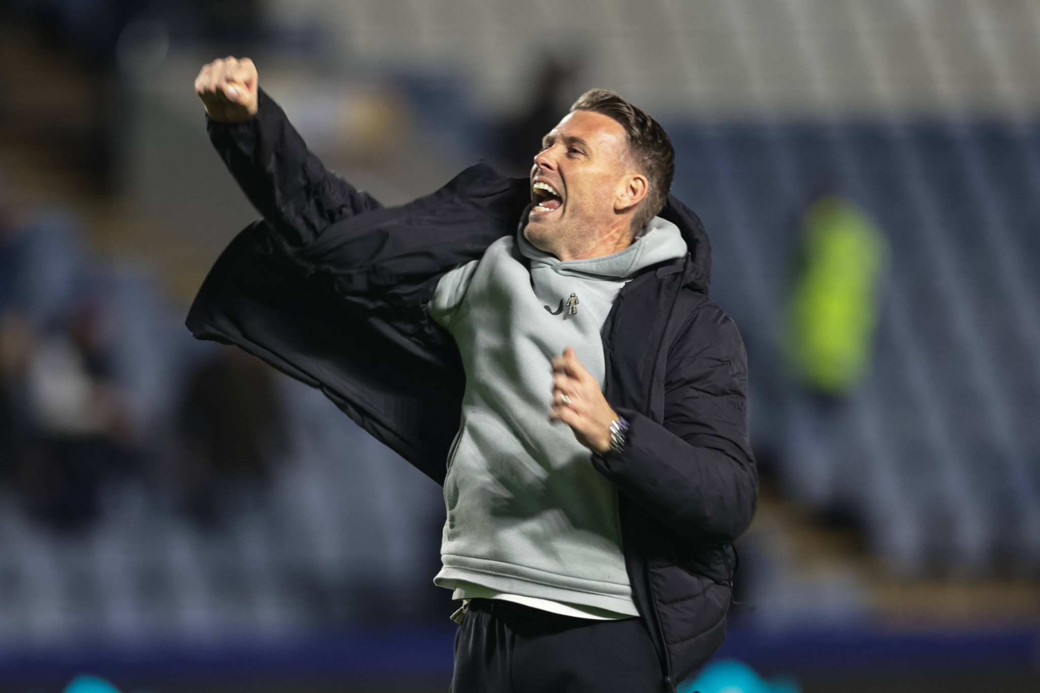 Η Γουλβς ανακοίνωσε τον Ρομπ Έντουαρντς ως αντικαταστάτη του Βίτορ Περέιρα