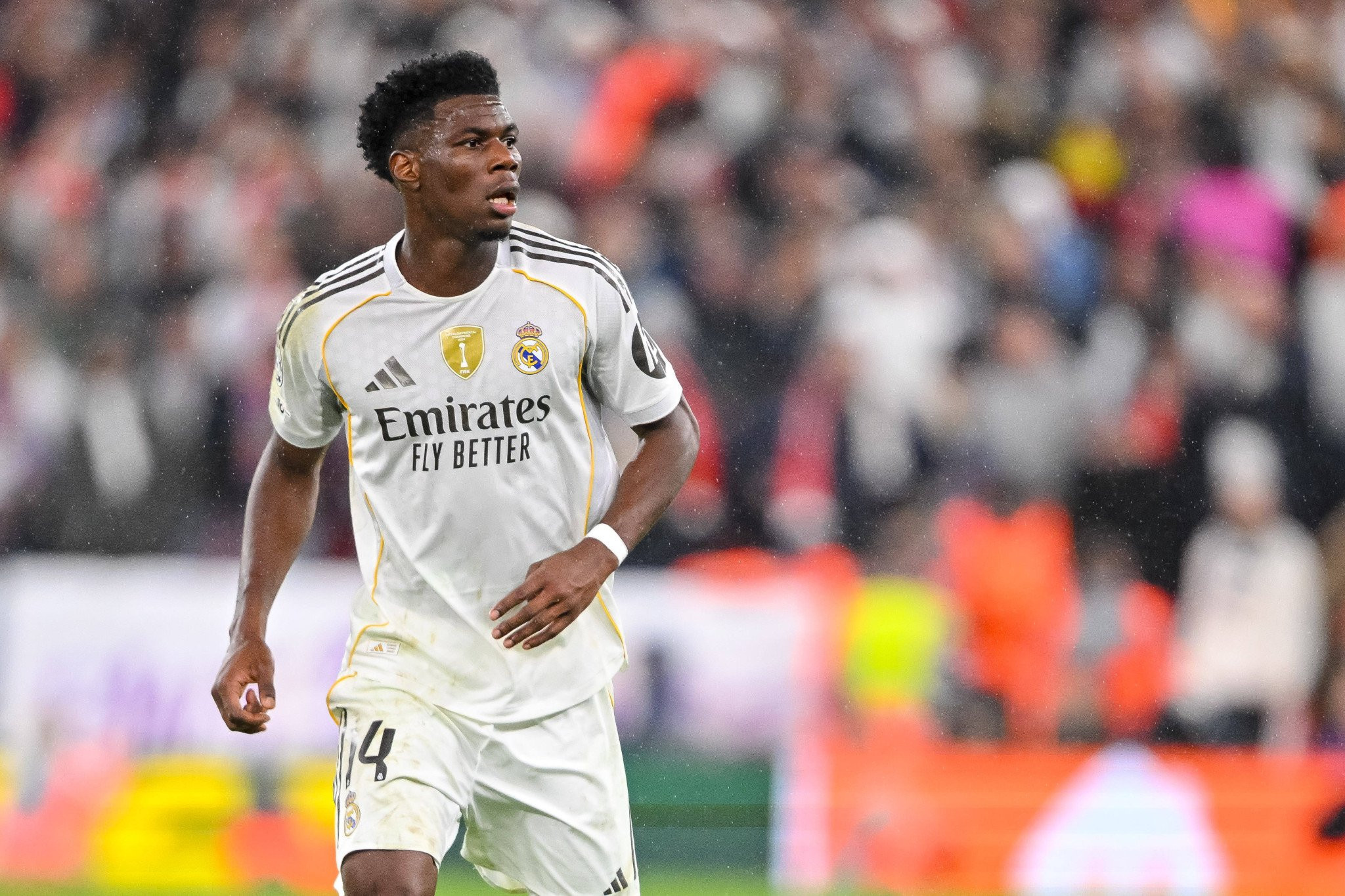 Πρόβλημα στη Ρεάλ με Τσουαμενί: Μένει τρεις εβδομάδες εκτός και χάνει το παιχνίδι με τον Ολυμπιακό