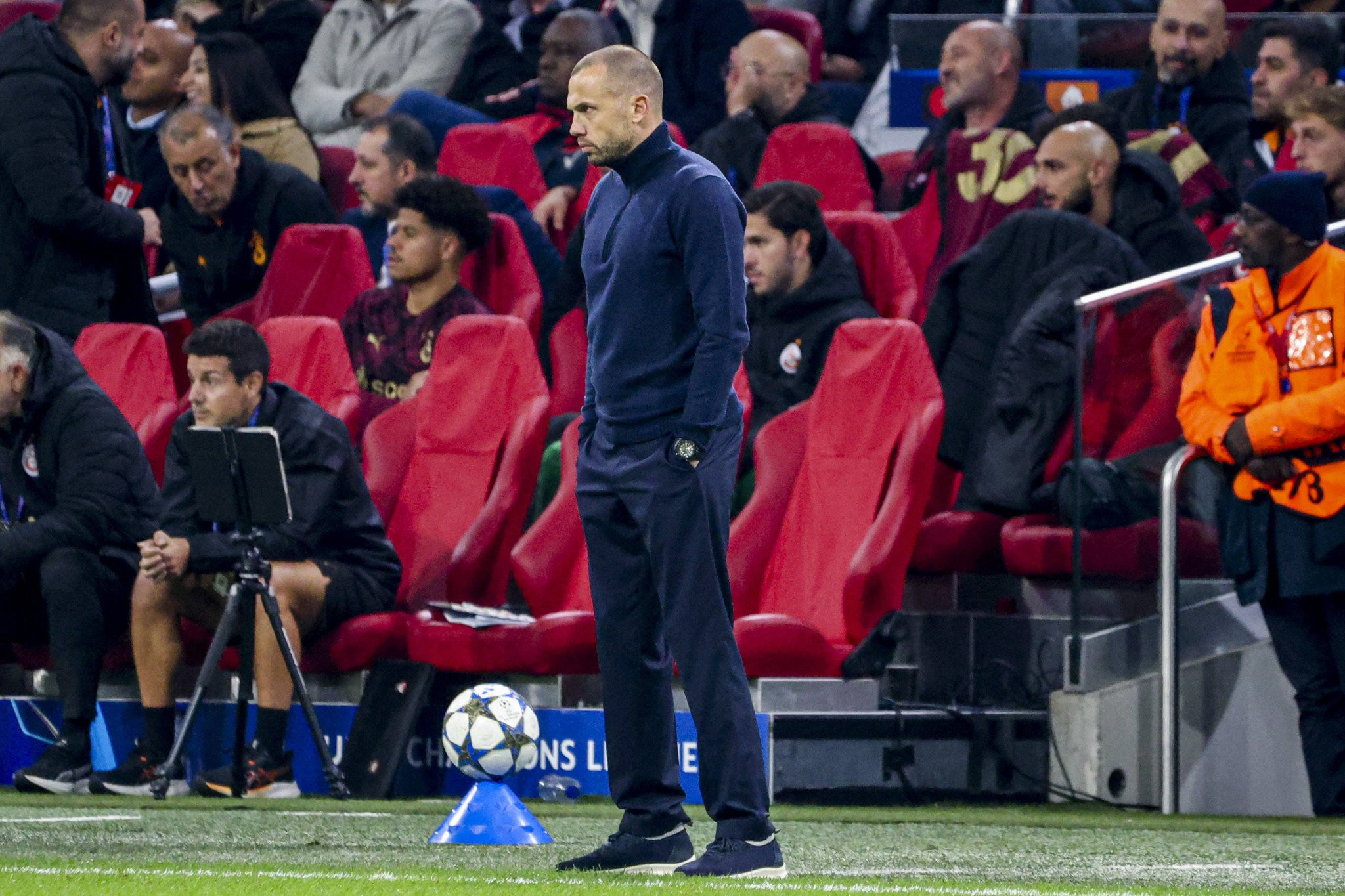 Επίσημο το «διαζύγιο» του Άγιαξ με τον Χάιτινχα - Υποψήφιος αντικαταστάτης ο Τεν Χαγκ