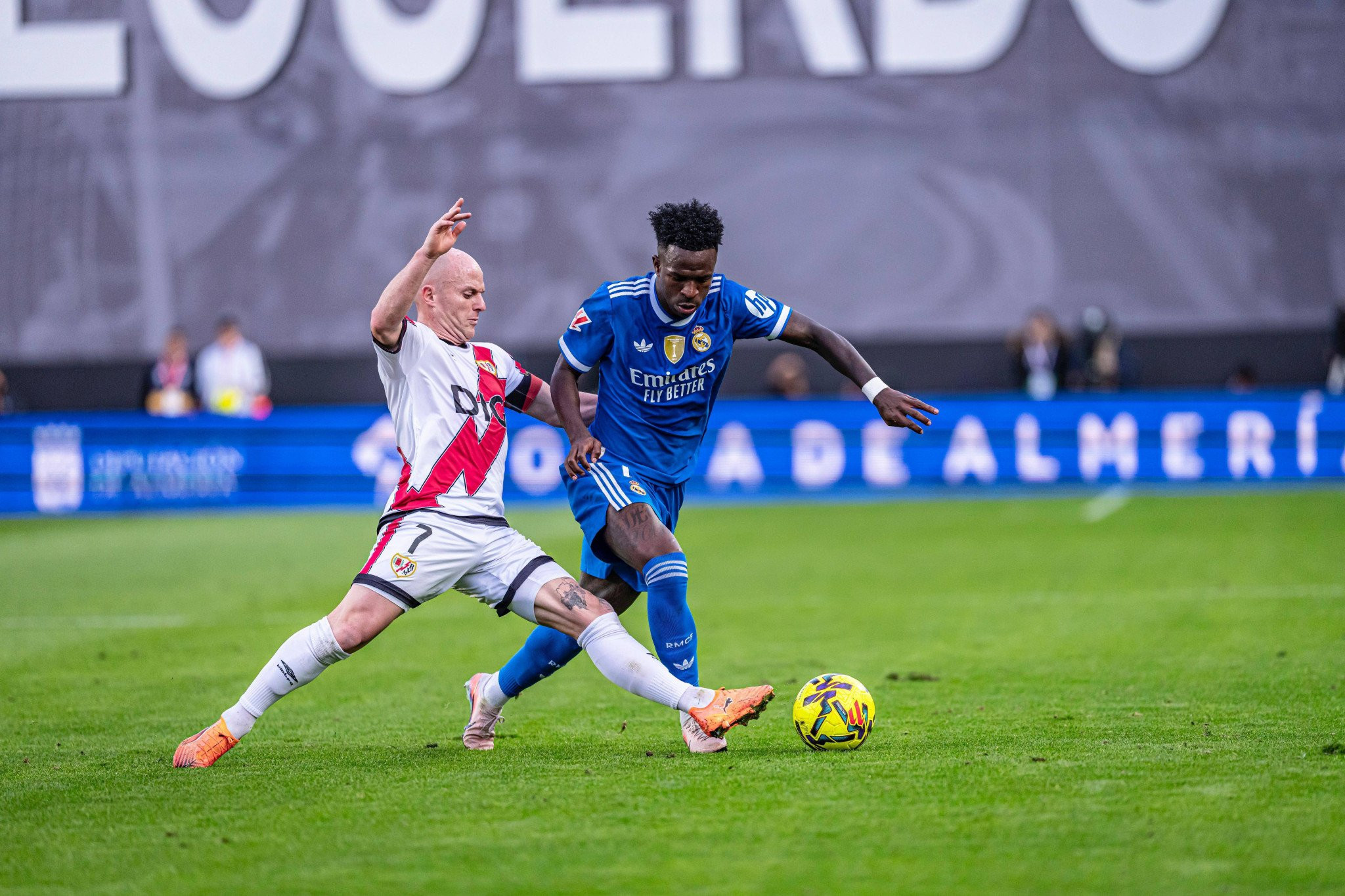 «Μπλόκο» της Ράγιο Βαγιεκανό στην Ρεάλ Μαδρίτης