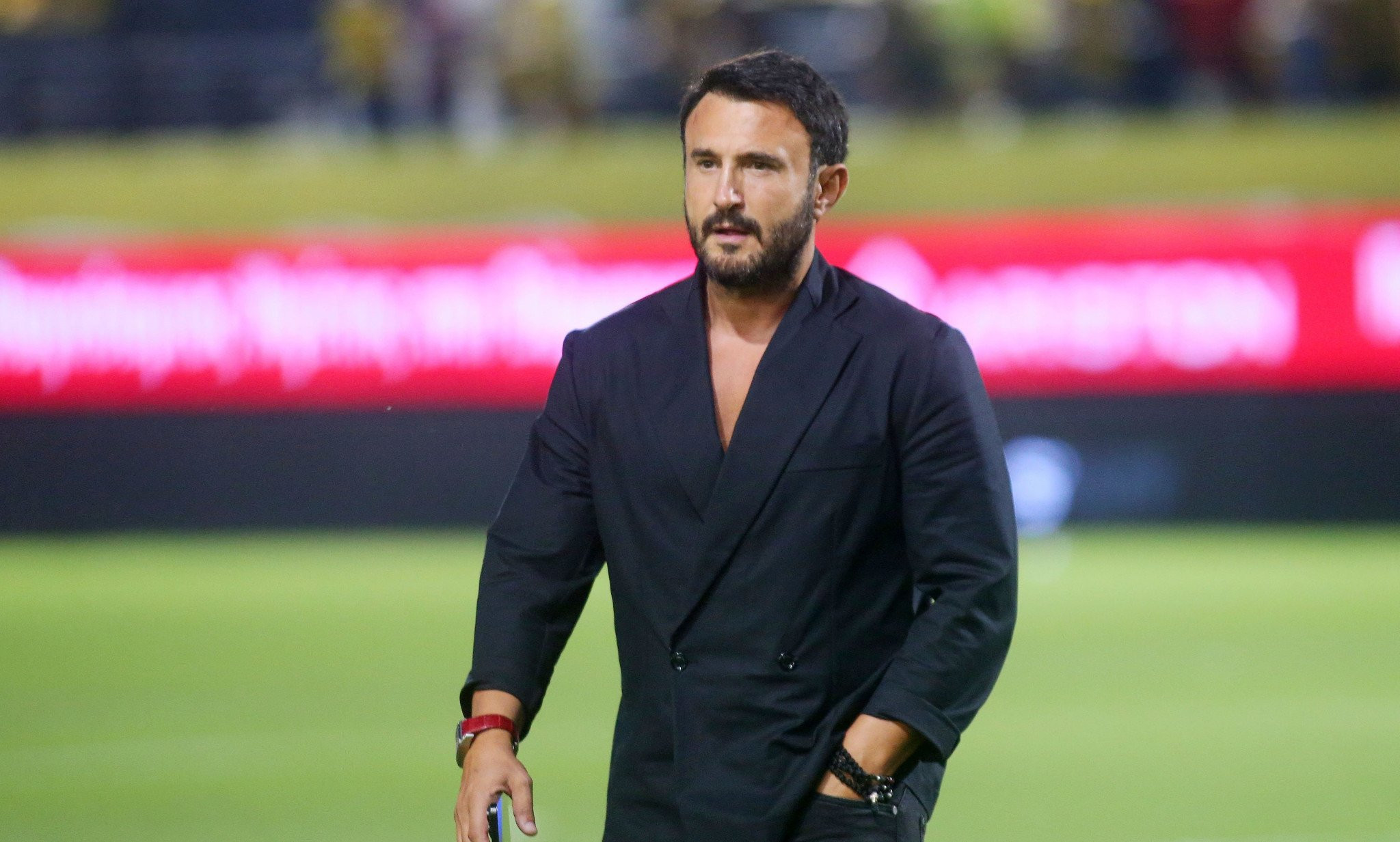 Έντονες αποδοκιμασίες από τον κόσμο του Άρη στον Καρυπίδη