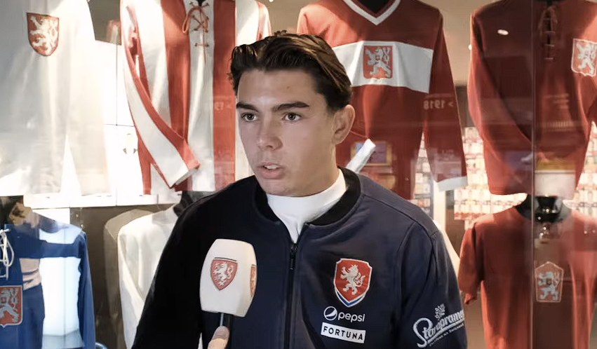 Το μήλο κάτω από την μηλιά (δεν) έπεσε: Ο γιος του Μπουφόν είναι επιθετικός και σκοράρει για την... Τσεχία