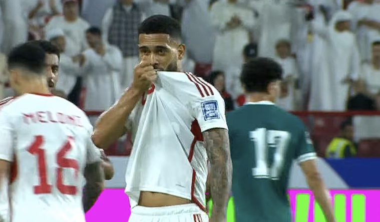 Πως τα Ηνωμένα Αραβικά Εμιράτα πάνε Μουντιάλ με... 13 νατουραλιζέ (video)