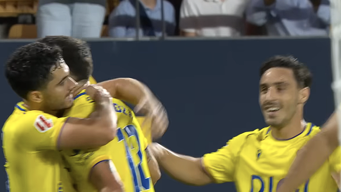 Το παρολί με τα σουτ και τα ειδικά ως και το 4.00