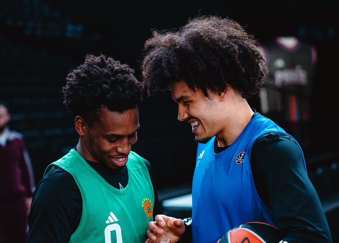 Θερμή υποδοχή στον Σορτς από τους παίκτες της Παρί - «Κάτι μπήκε στο μάτι μου» (Video)