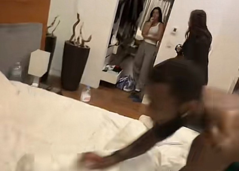 Διεθνής ποδοσφαιριστής πιάστηκε επ’ αυτοφώρω να απατά τη σύντροφό του - Το βίντεο της εισβολής στο δωμάτιο