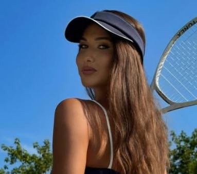 Στην Αθήνα για χάρη του Τζόκοβιτς η πιο όμορφη τενίστρια του κόσμου  (photos)