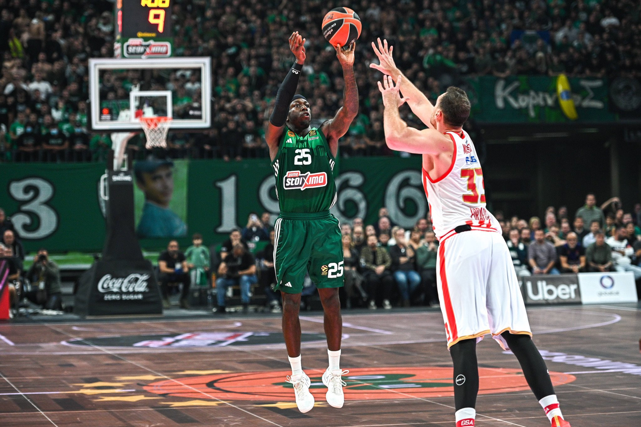 Οι 100 απολαυστικότερες στιγμές της φετινής Euroleague σε βίντεο 25 λεπτών