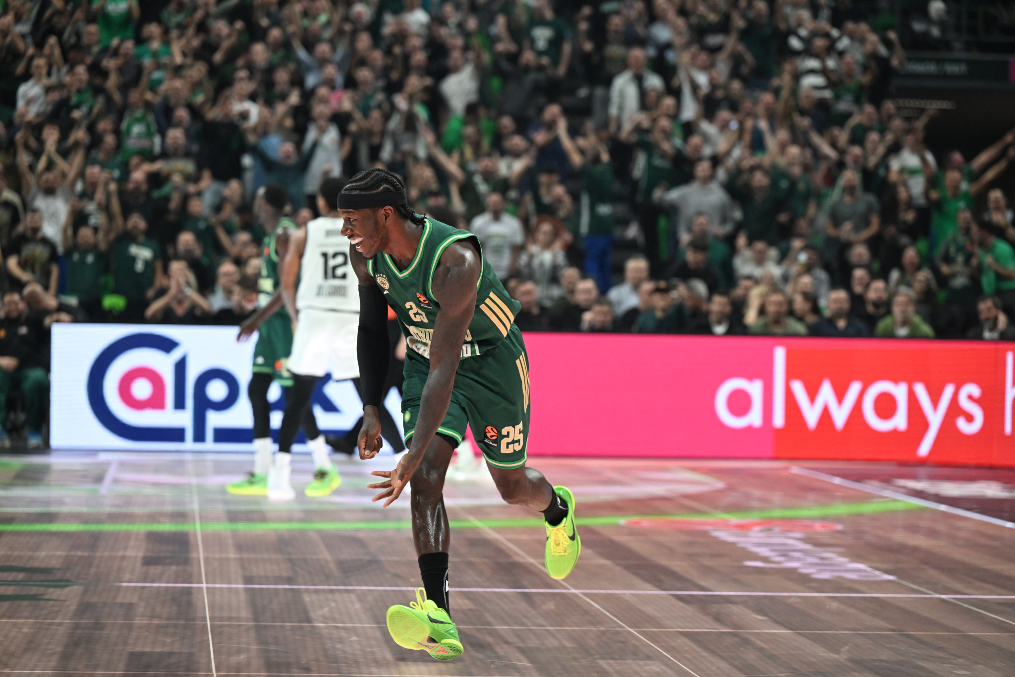 Τι σημαίνει ο πανηγυρισμός του Κέντρικ Ναν με τη... μαγειρική