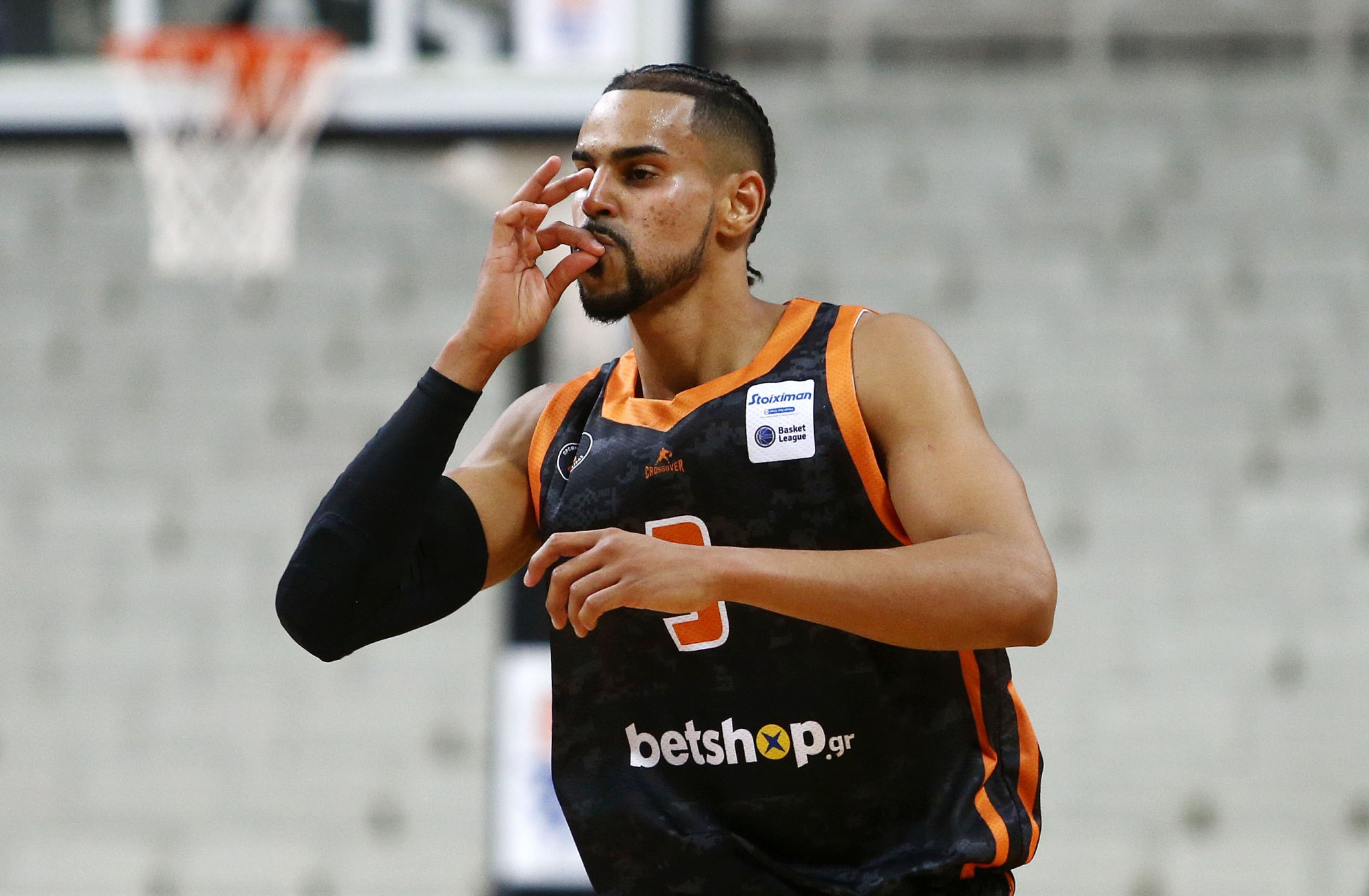 «Τελειώνει» με Κλαβέλ η ΑΕΚ, σε διαδικασία ανταλλαγής συμβολαίων οι δύο πλευρές