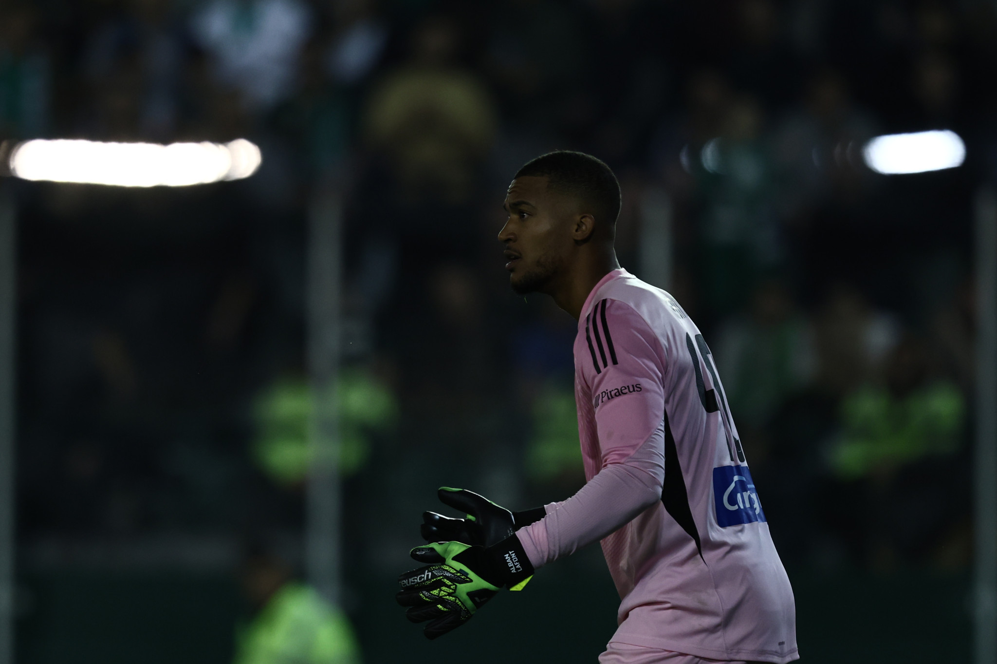 Γιατί ο Μπενίτεθ έκανε την αλλαγή του Λαφόν στο ημίχρονο και όχι όταν τραυματίστηκε