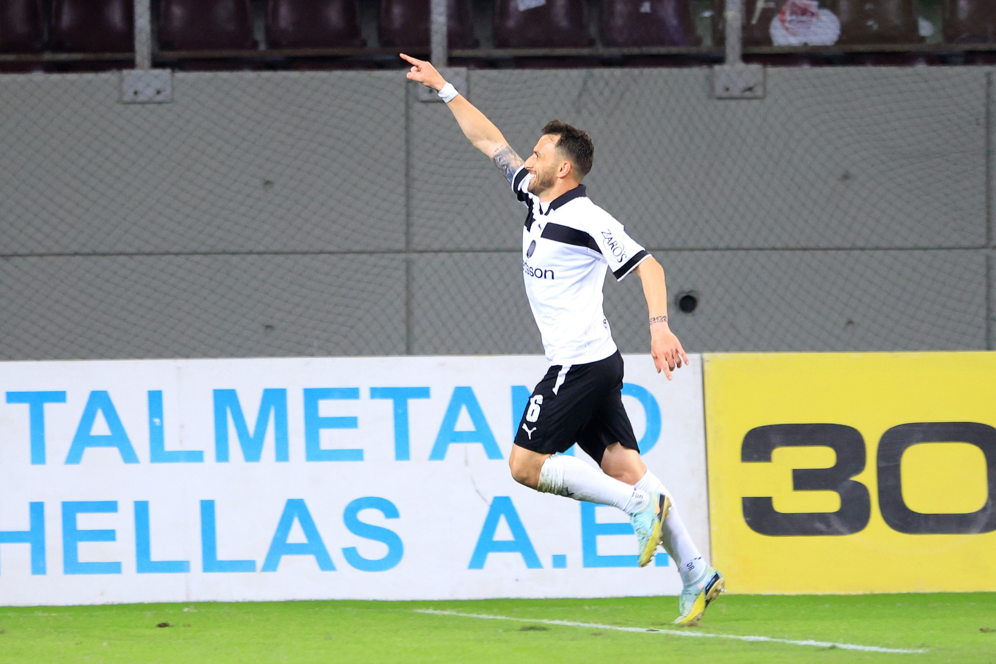 Τα τρία γκολ στο «θεότρελο» πρώτο 15λεπτο του ΑΕΛ Novibet - ΟΦΗ (video)