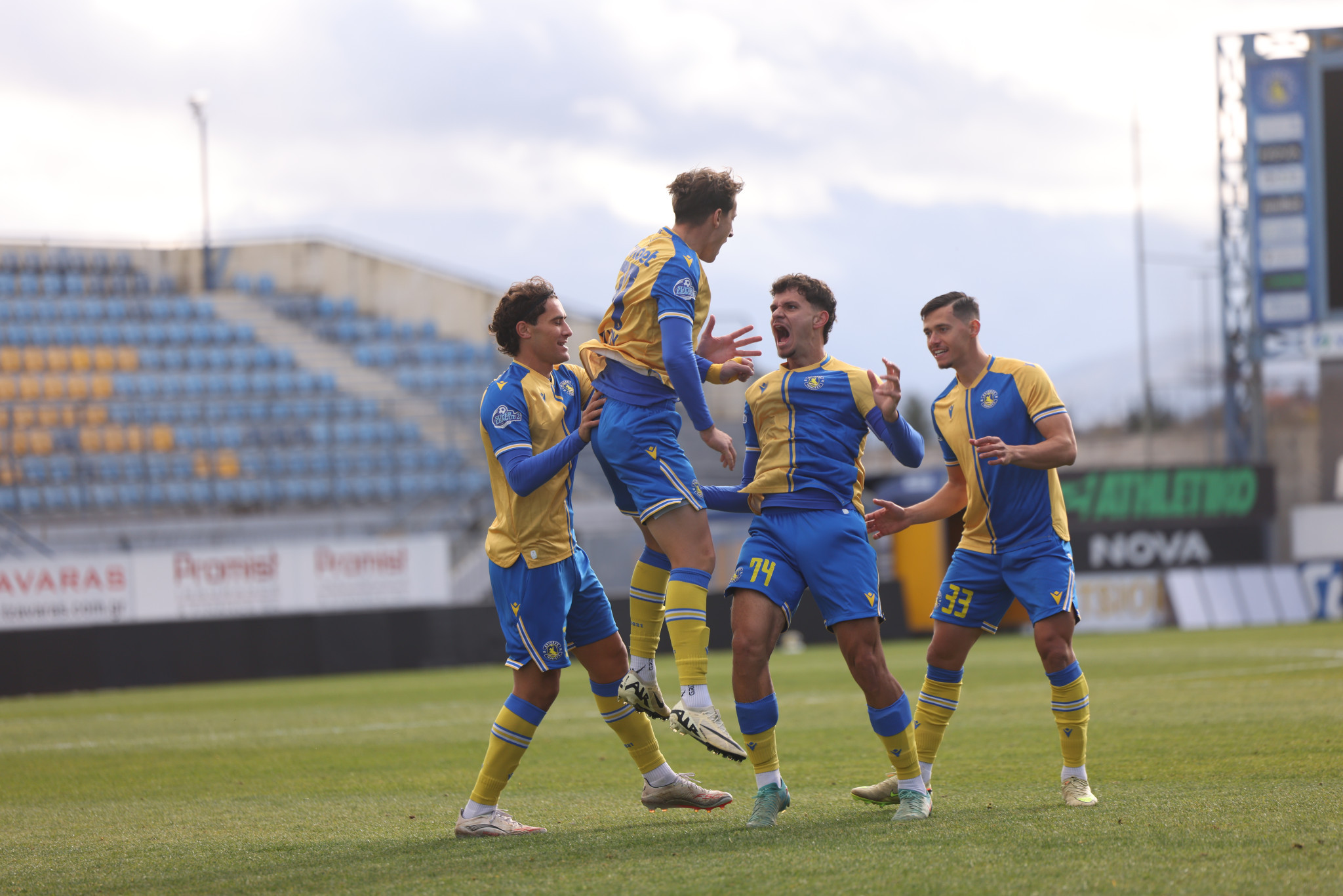 Ο Λάσκαρης με καρφωτή κεφαλιά κάνει το 1-0 για τον Αστέρα AKTOR Β' (video)