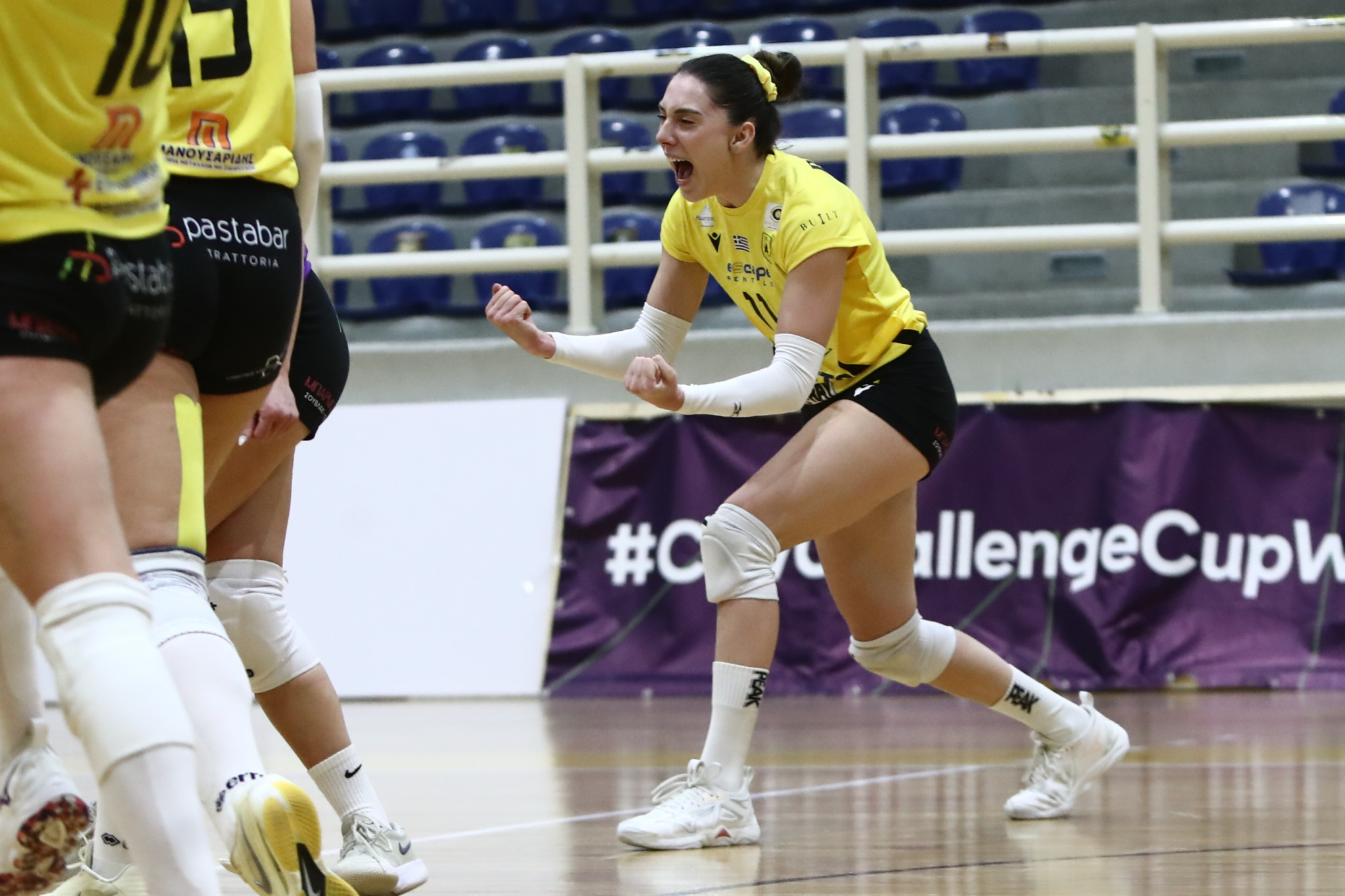 H AEK έκανε το πρώτο βήμα κόντρα στην Βαλεφόλια για να μπει στις «16» του CEV Challenge Cup