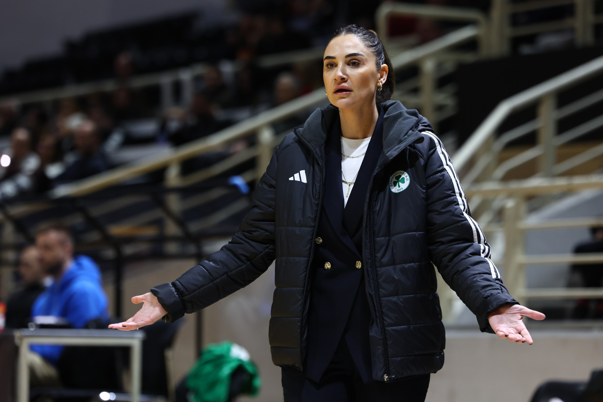 Ξέσπασε η Ερντέμ: «Δέχθηκα λεκτικές επιθέσεις για τη γυναικεία μου υπόσταση»