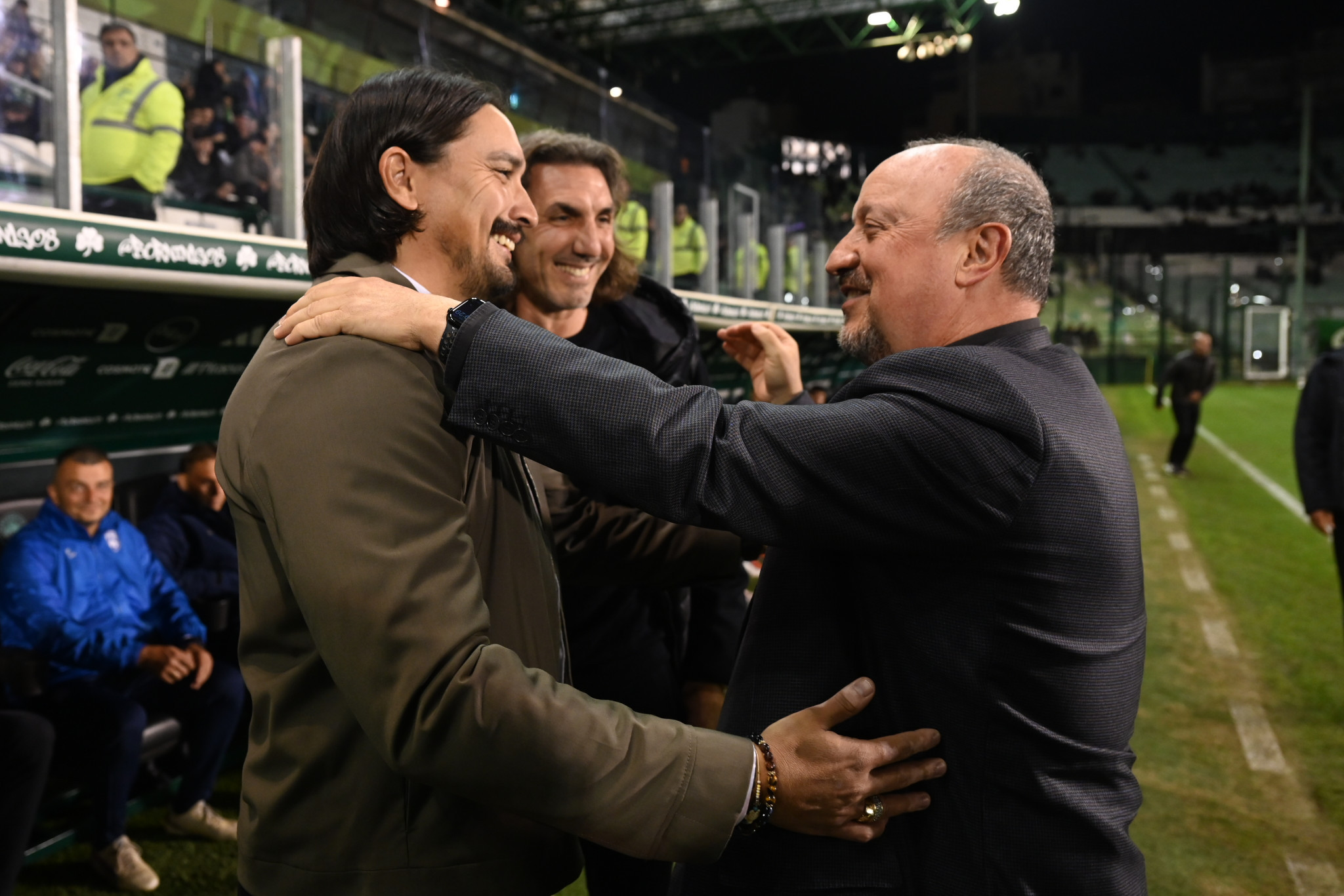 Τετ α τετ και θερμός εναγκαλισμός ανάμεσα σε Μπενίτεθ, Λέτο και Κυργιάκο - Το βίντεο του Athletiko