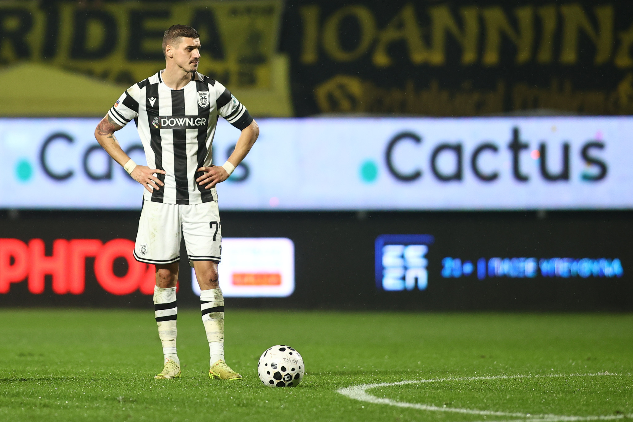 Δοκάρι για τον ΠΑΟΚ μετά από φάουλ του Ντεσπόντοφ (video)