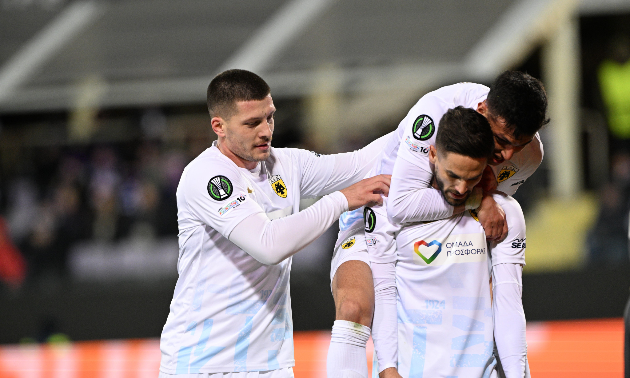 Πρώτο θέμα στην Ιταλία η ΑΕΚ - Το ευρηματικό πρωτοσέλιδο της «Corriere dello Sport» για το διπλό στη Φλωρεντία