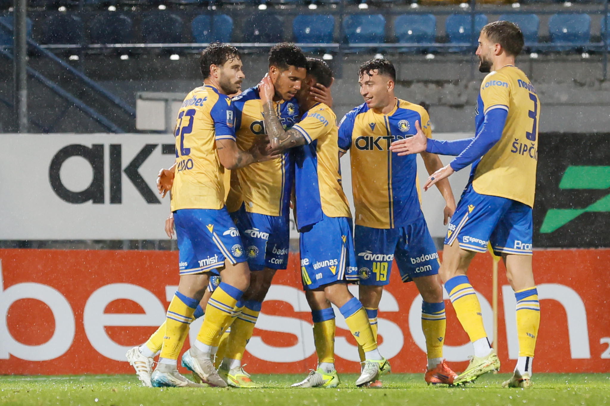 Ο Αστέρας AKTOR έριξε πεντάρα στην Ηλιούπολη και «αγκάλιασε» την πρόκριση