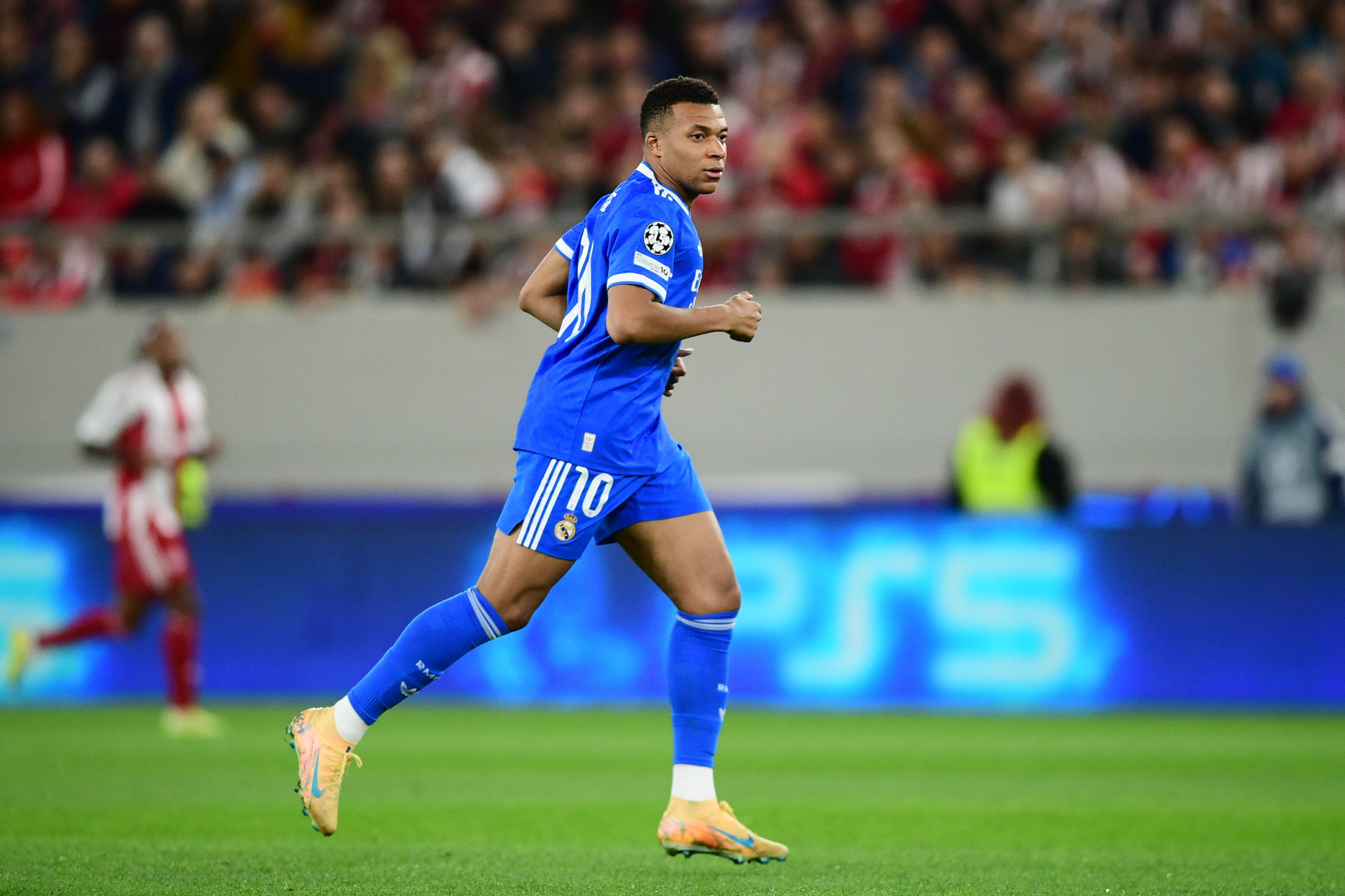 Εμπαπέ: «Δραματικό το φινάλε σε ένα δύσκολο γήπεδο, αλλά αντέξαμε»