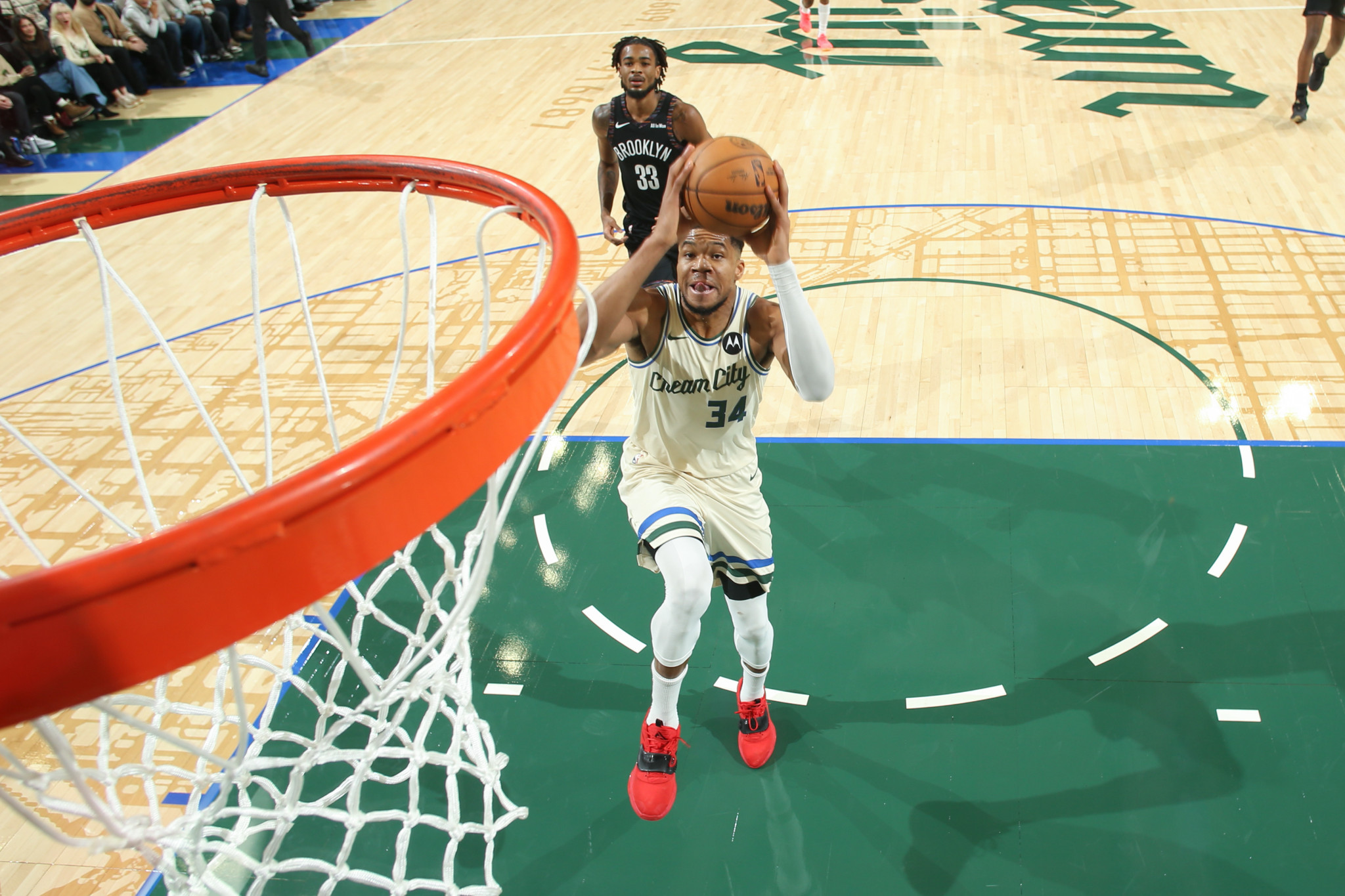 Ο Γιάννης ήταν εντυπωσιακός και οι Μπακς έκαναν... πλάκα στους Νετς