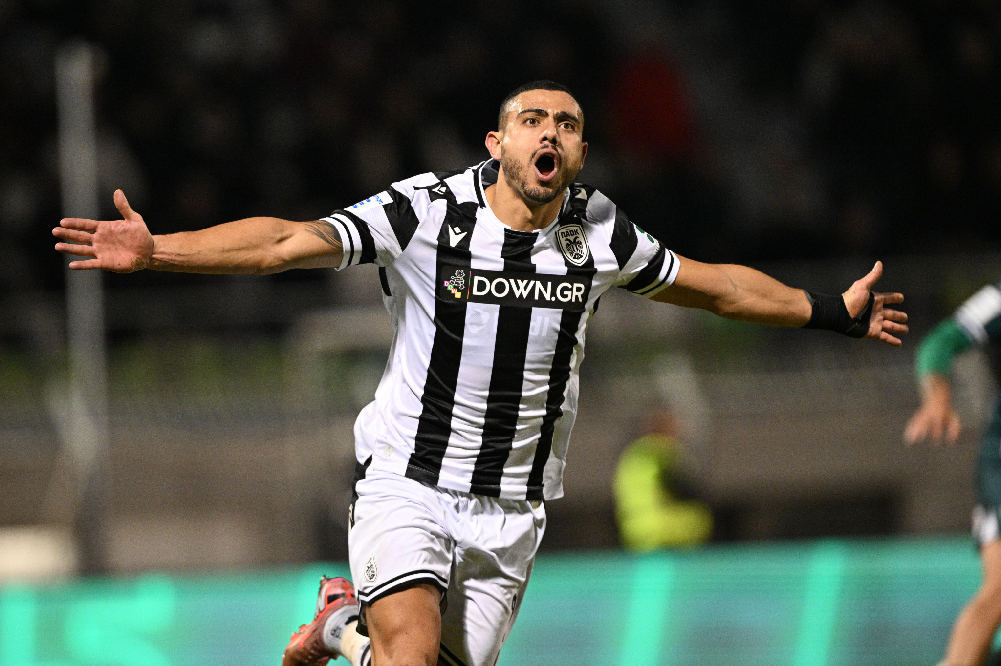 Ο ΠΑΟΚ πέρασε από την Λιβαδειά με λυτρωτή τον Γιακουμάκη στο 90'!