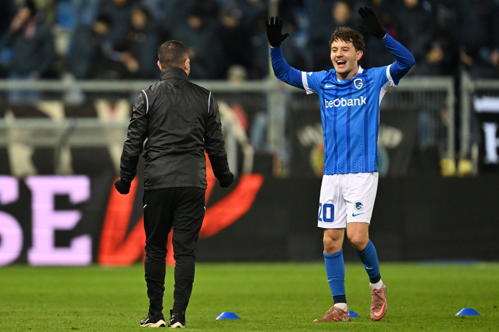 Με «ζωγραφιά» του Καρέτσα η Γκενκ νίκησε τη Βασιλεία - Περίπατος της Νότιγχαμ κόντρα στη Μάλμε