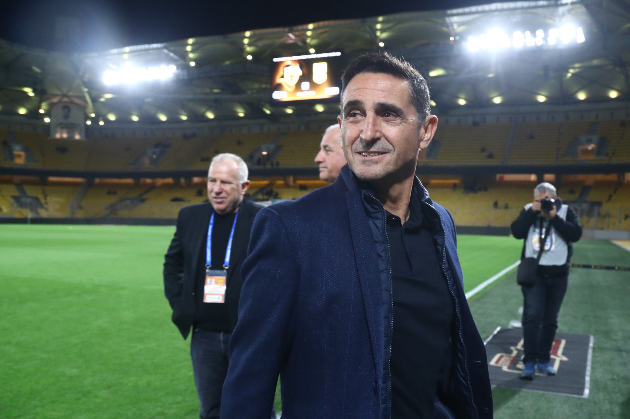 Η πρώτη είσοδος του Μανόλο Χιμένεθ στο γήπεδο της ΑΕΚ (video)