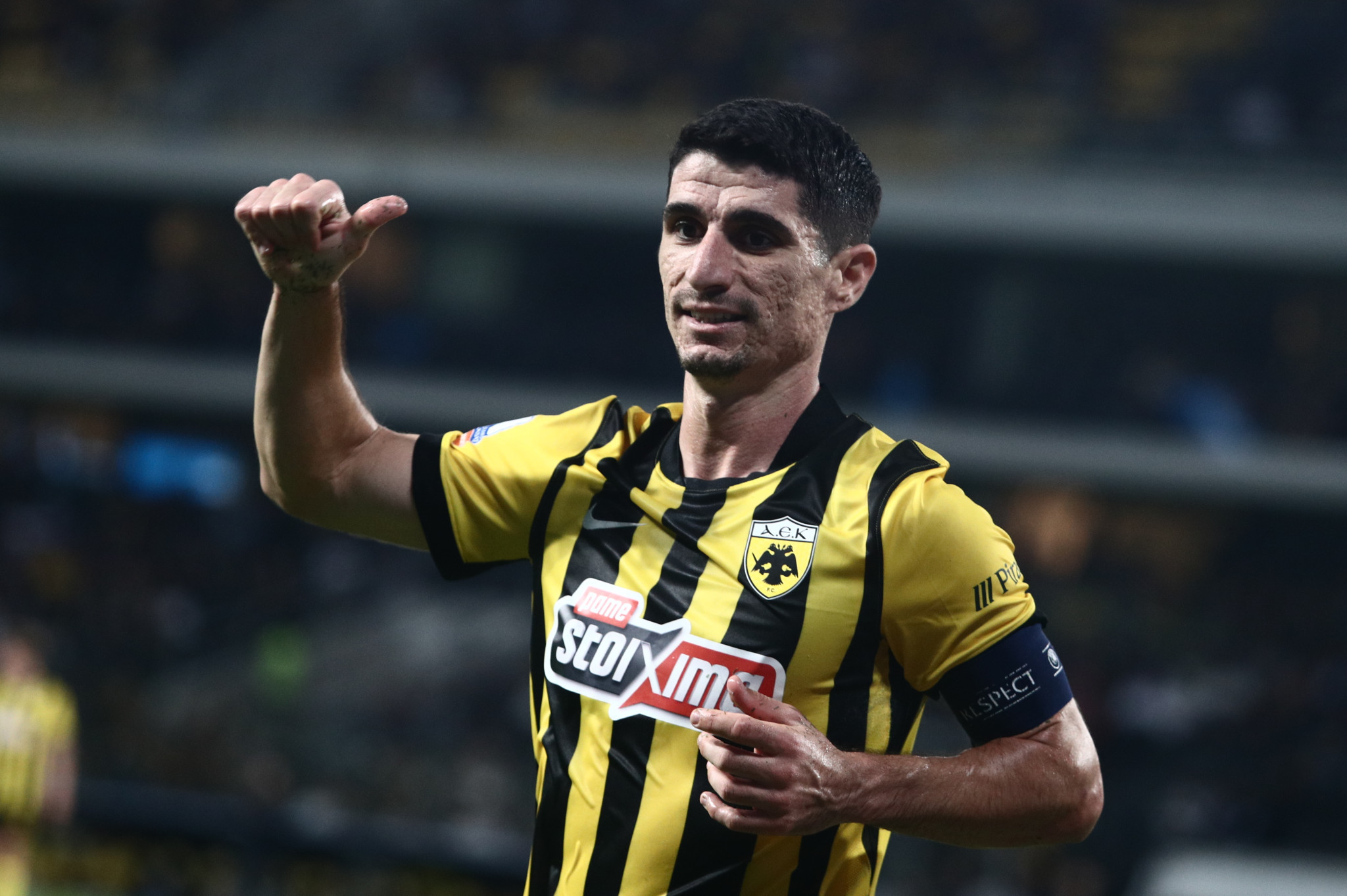 Τελειώνει και με την ανανέωση του Μάνταλου η ΑΕΚ