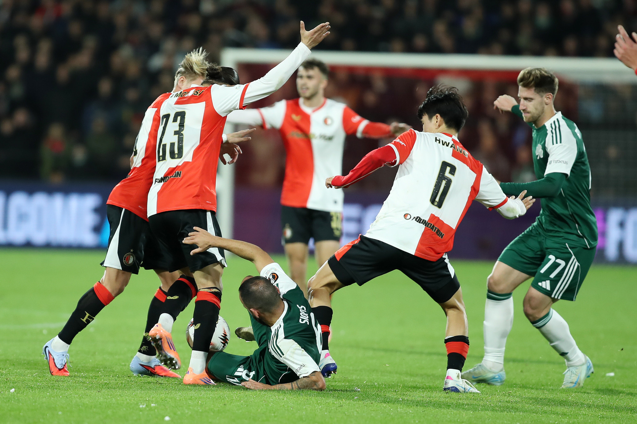 Δύο νέα –μικρά- πρόστιμα στον Παναθηναϊκό για τα ματς με Γκόου Αχέντ Ιγκλς και Φέγενορντ