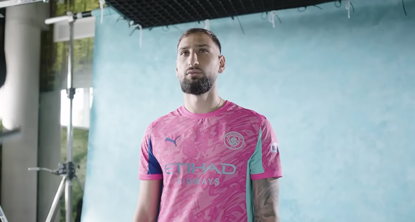 Ο  Ντοναρούμα βρίσκεται κοντά στο να γράψει... ιστορία στην Premier League για τον λάθος λόγο