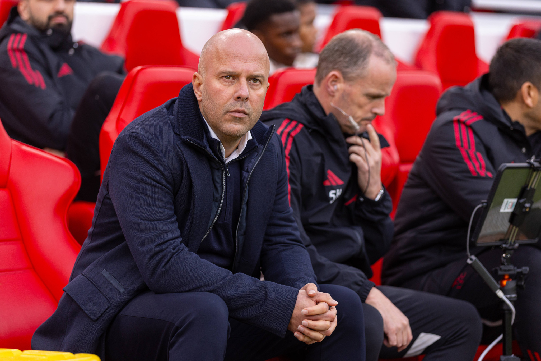 Με την πλάτη στον τοίχο, ο Σλοτ παίρνει μια απόφαση για το μέλλον του στη Λίβερπουλ!