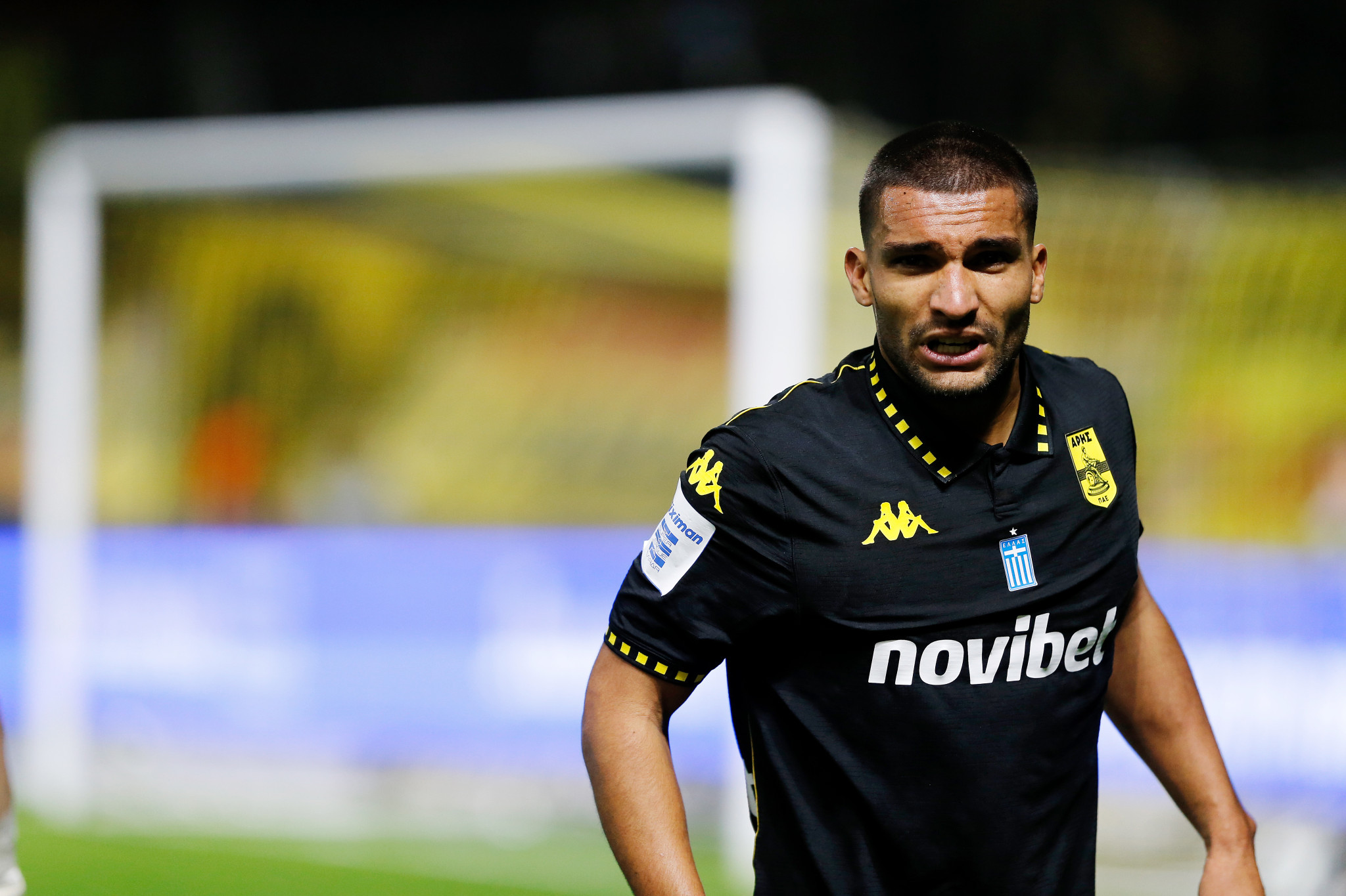 Ρόουζ: «Θα πάμε να στήσουμε τη σημαία του Άρη στην έδρα του ΠΑΟΚ»