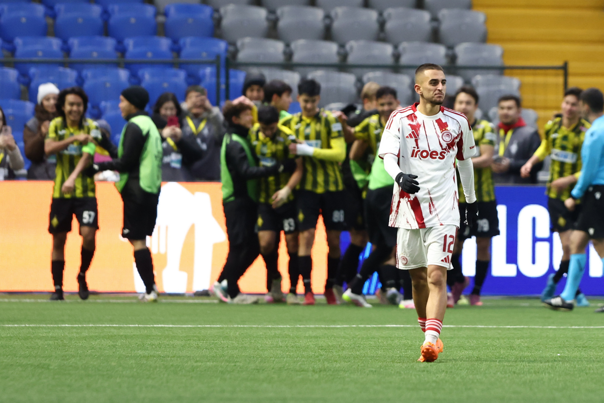 Η Καϊράτ U19 άνοιξε το σκορ κόντρα στον Ολυμπιακό U19 (video)