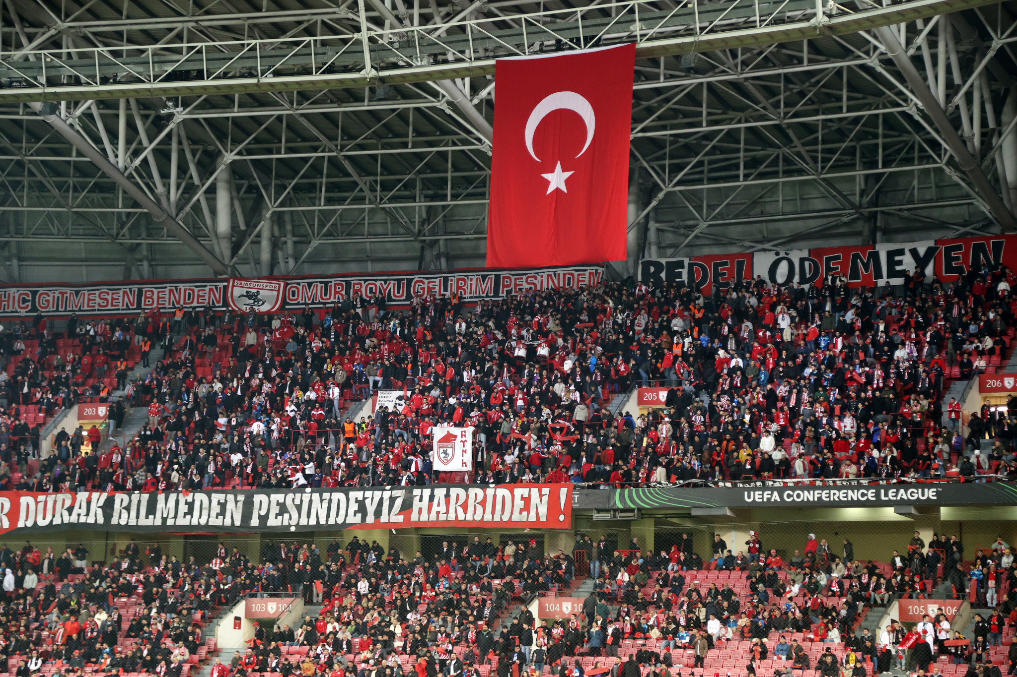 Συνθήματα για τον Κεμάλ στο Σαμσουνσπόρ-ΑΕΚ (video)