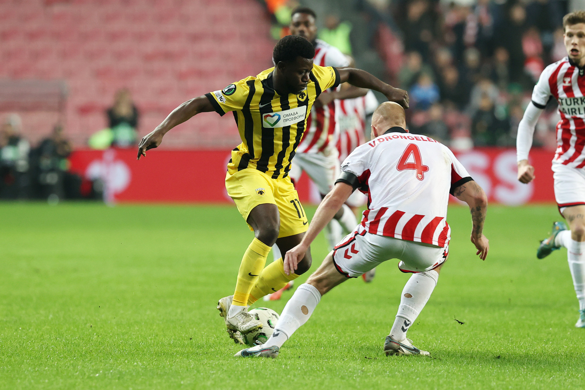 Πότε παίζει η ΑΕΚ με την Κραϊόβα για την έκτη αγωνιστική του Conference League