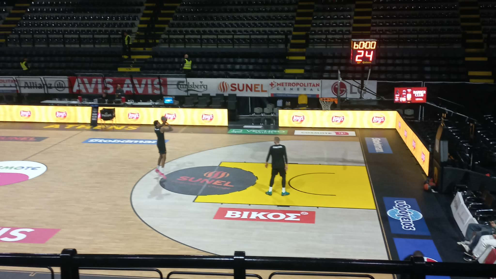 Από νωρίς στη Sunel Arena για ατομική δουλειά Μπράουν και Χαραλαμπόπουλος (video)